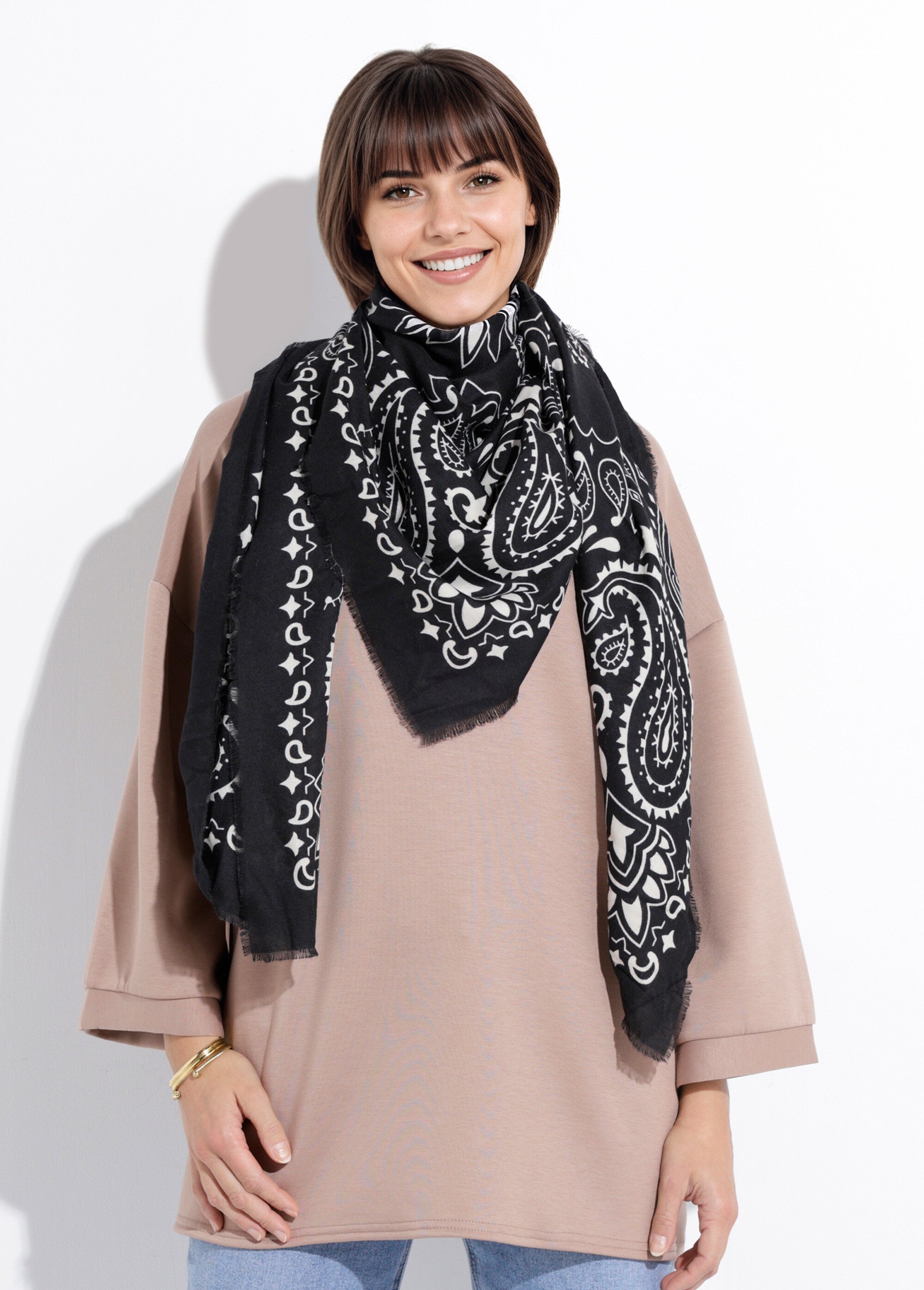 Echarpe fine avec laine, imprimé bandana Femme Noir MPACH140-03 FA1