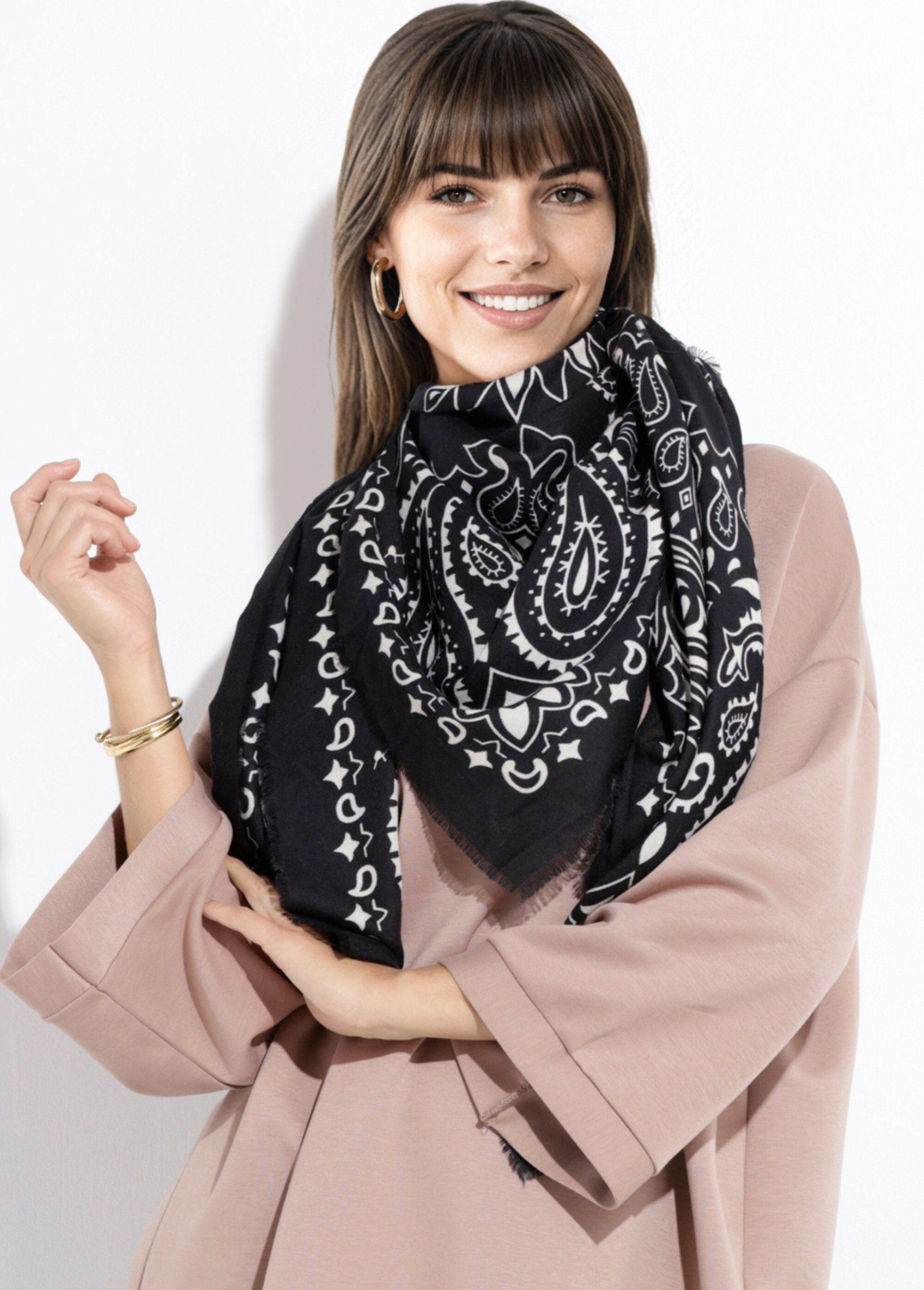 Echarpe fine avec laine, imprimé bandana Femme Noir MPACH140-03 MV1