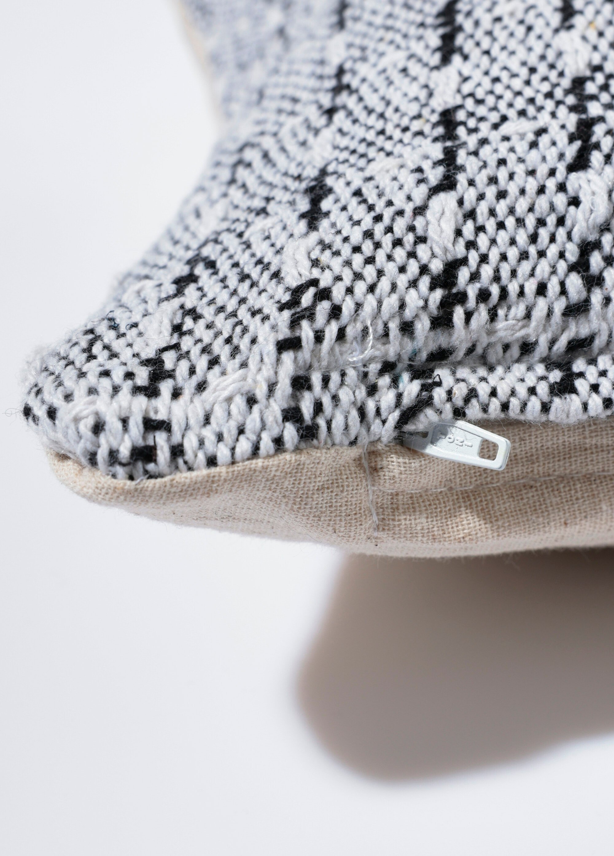 Housse coussin tissée 30x50cm, rectangles Gris COTZZ70291 DE1