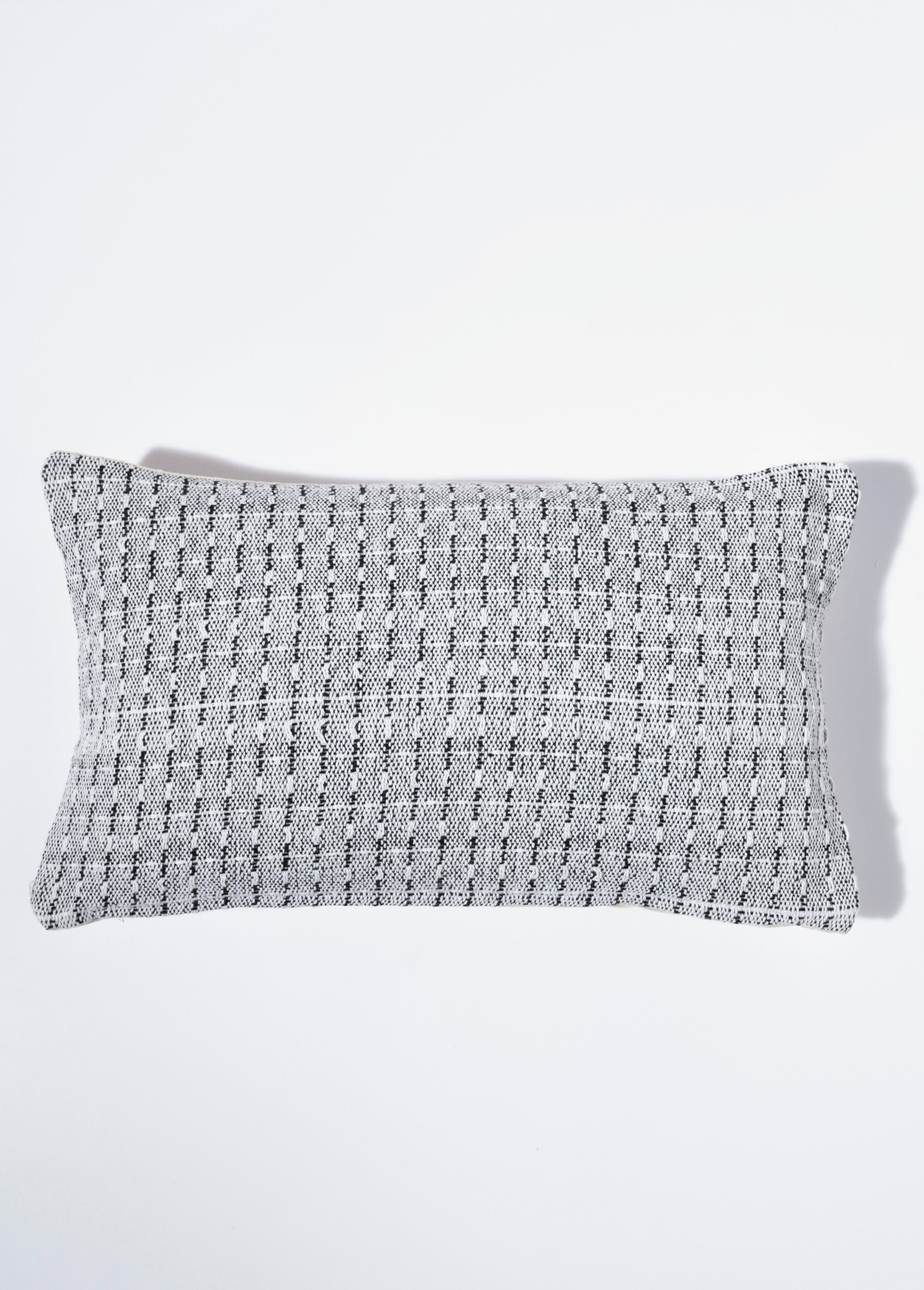 Housse coussin tissée 30x50cm, rectangles Gris COTZZ70291 FA1