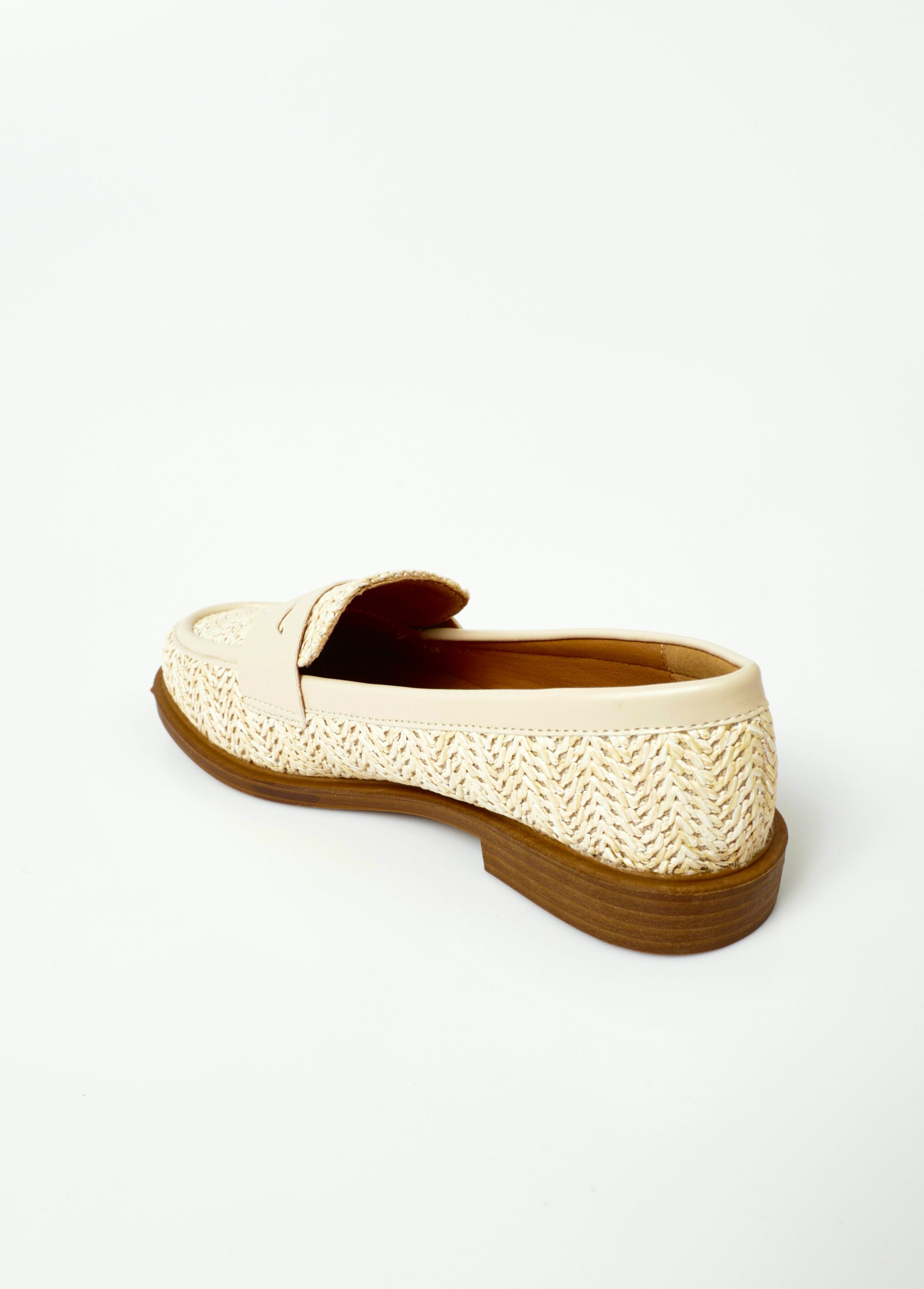 MOKA④ Mocassins effet natté métallisé avec patte Beige | Afibel