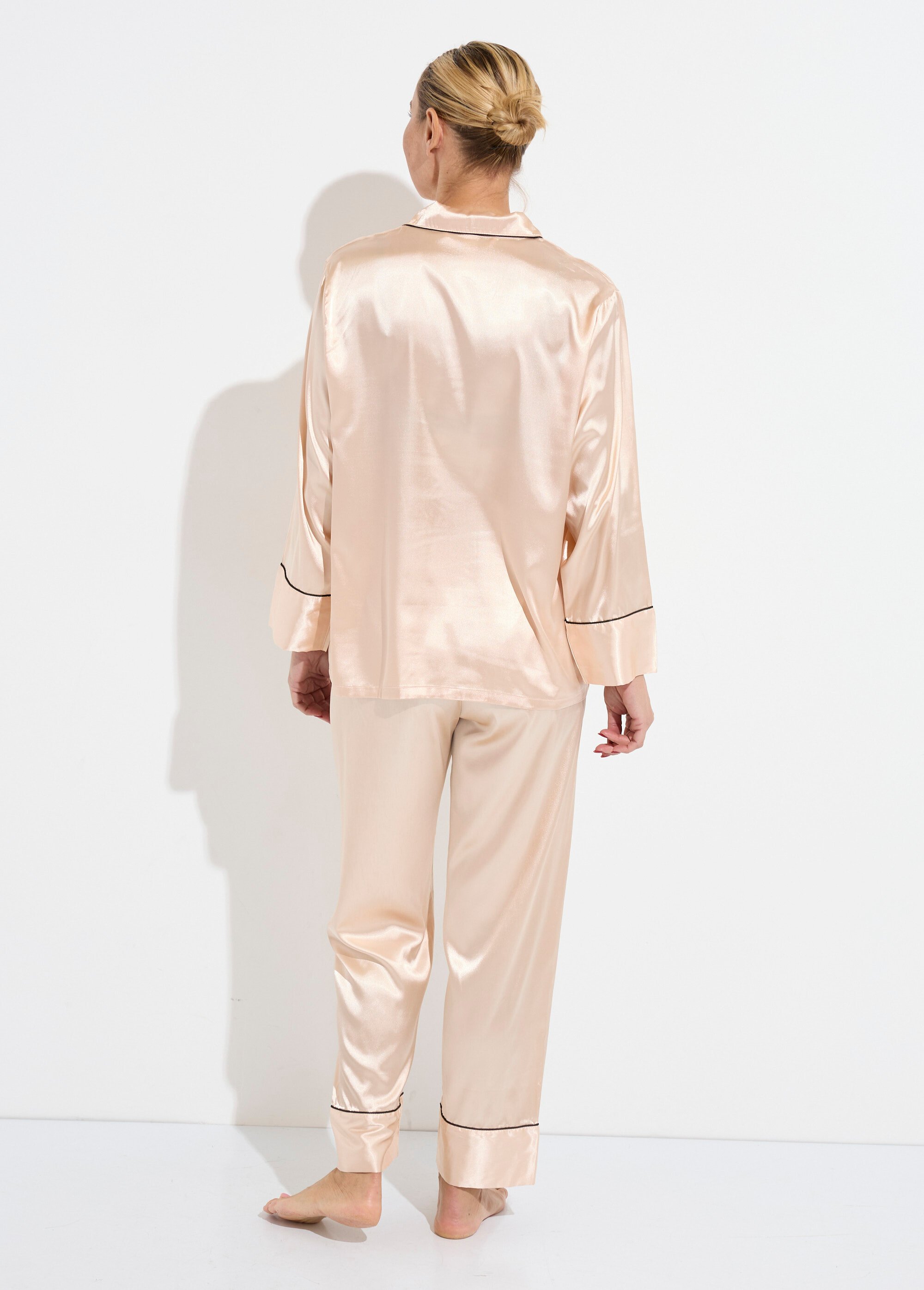 Pyjama long satin passepoil contrastant Femme Beige H-NT137 DO1