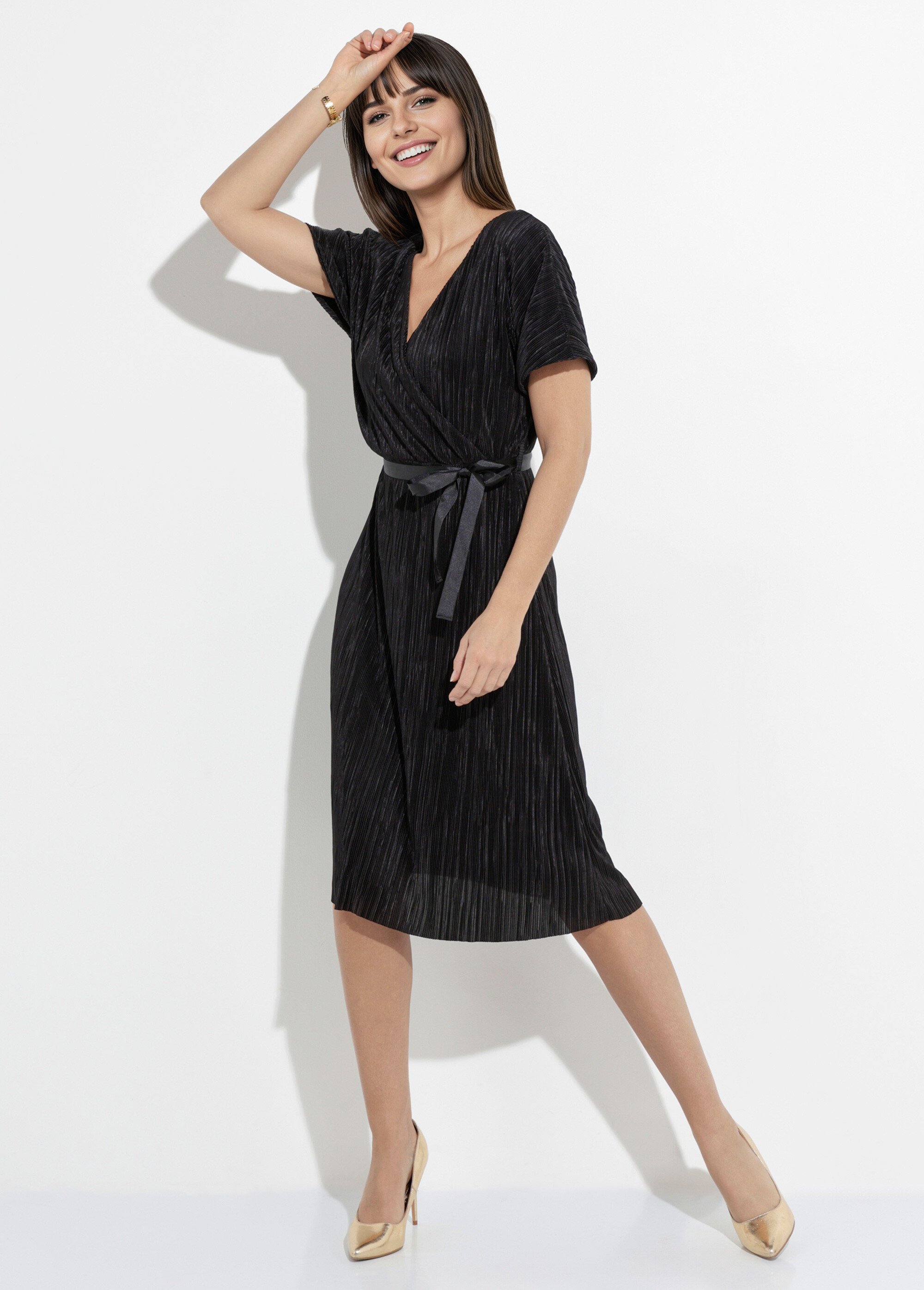 Robe chic plissée décolleté cache coeur
