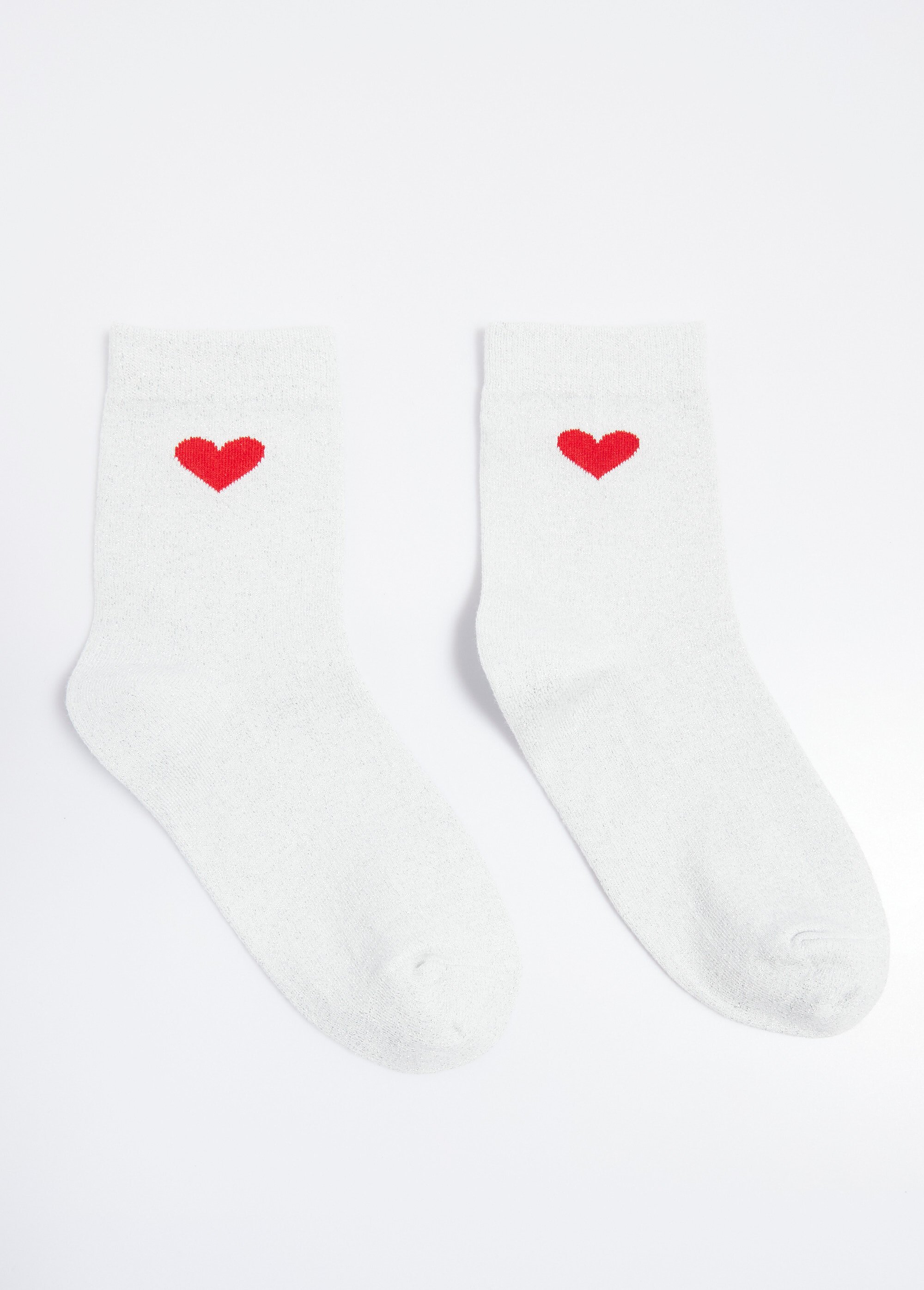 Chaussettes unies avec motif cœur