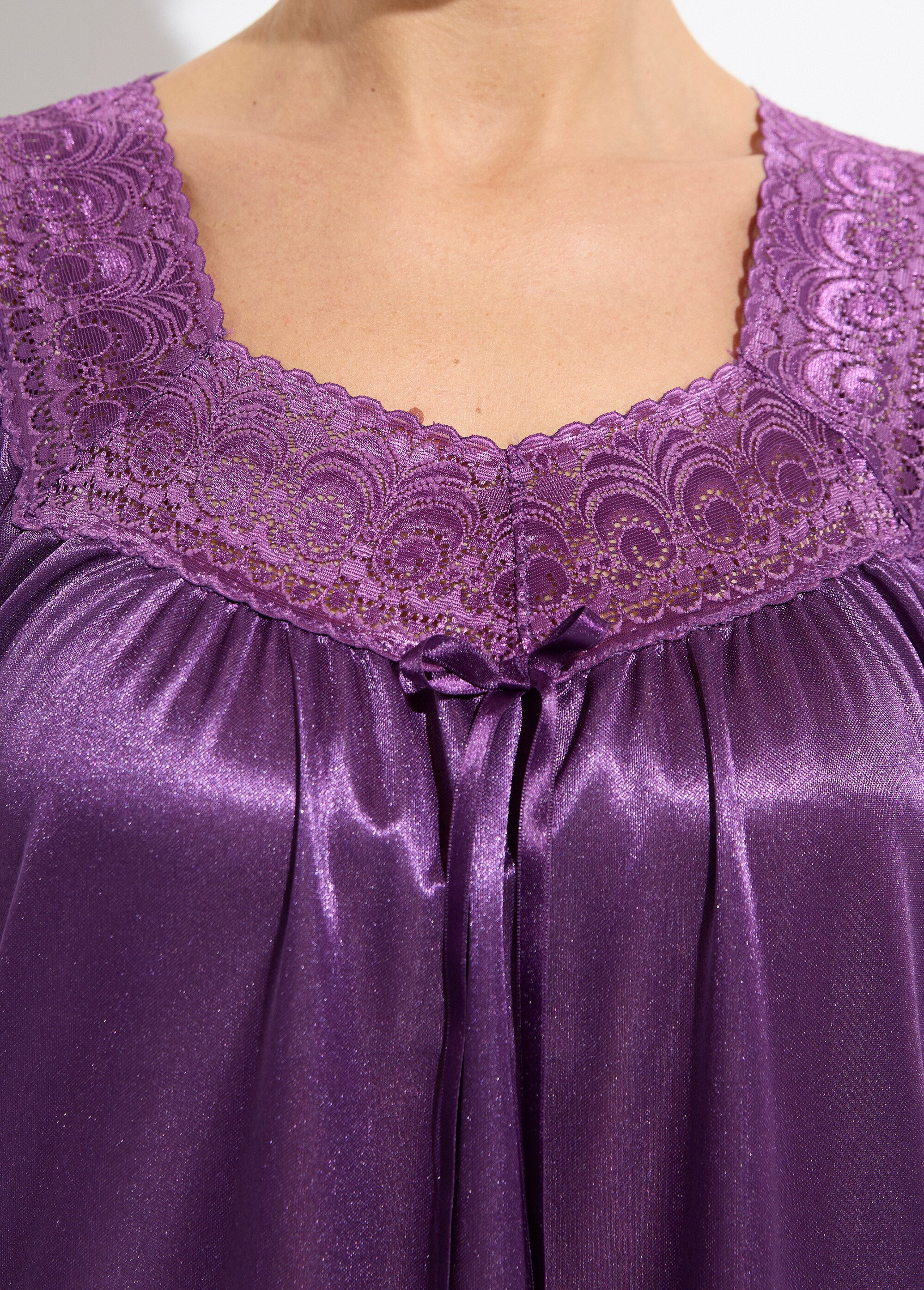 Chemise de nuit satinée longue antistatique dentelle Femme Violet SCARPE DE1