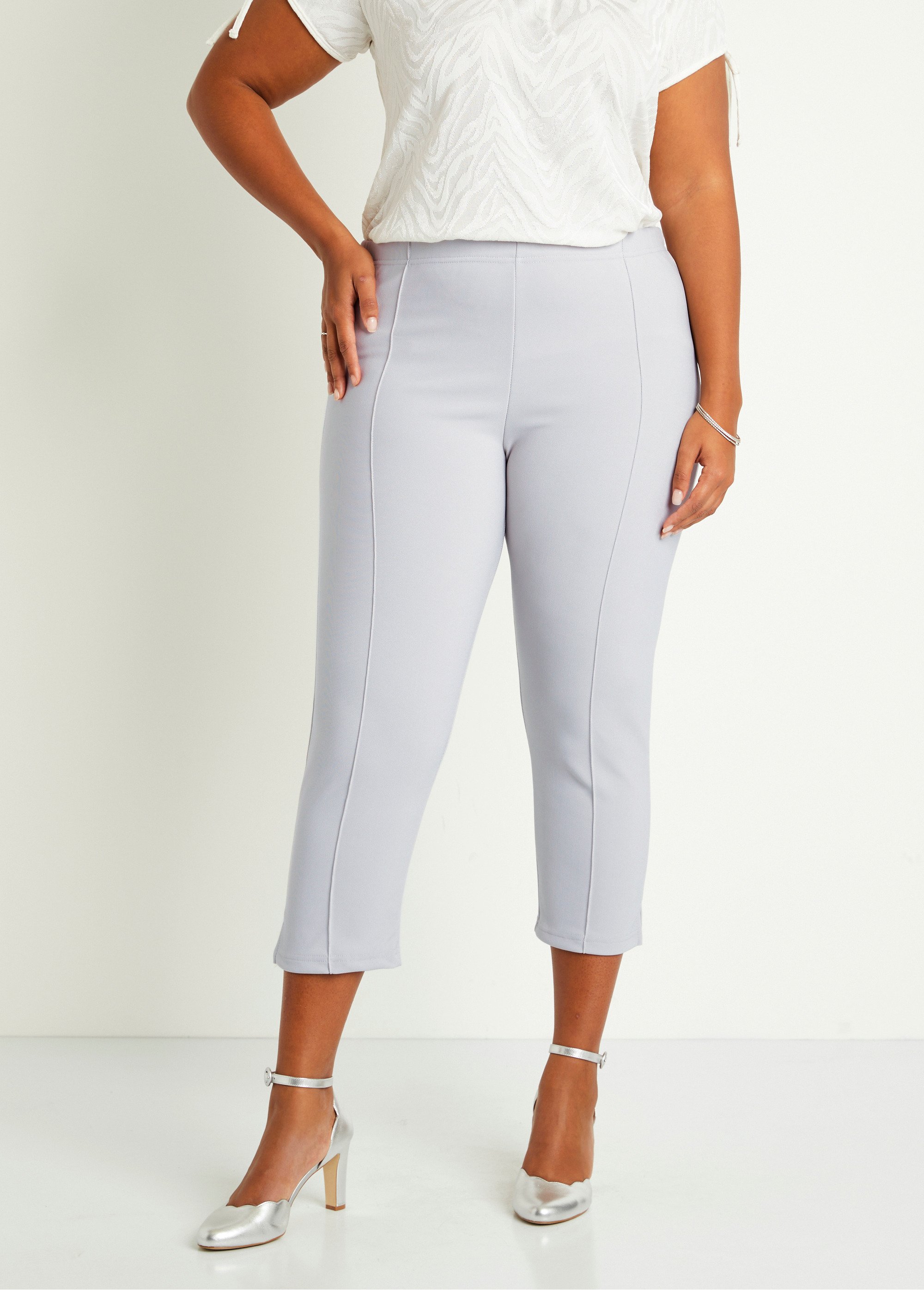 Pantacourt 3/4 Femme Élastique Grande Taille – Tissu Doux Respirant Avec Poches – Idéal Été