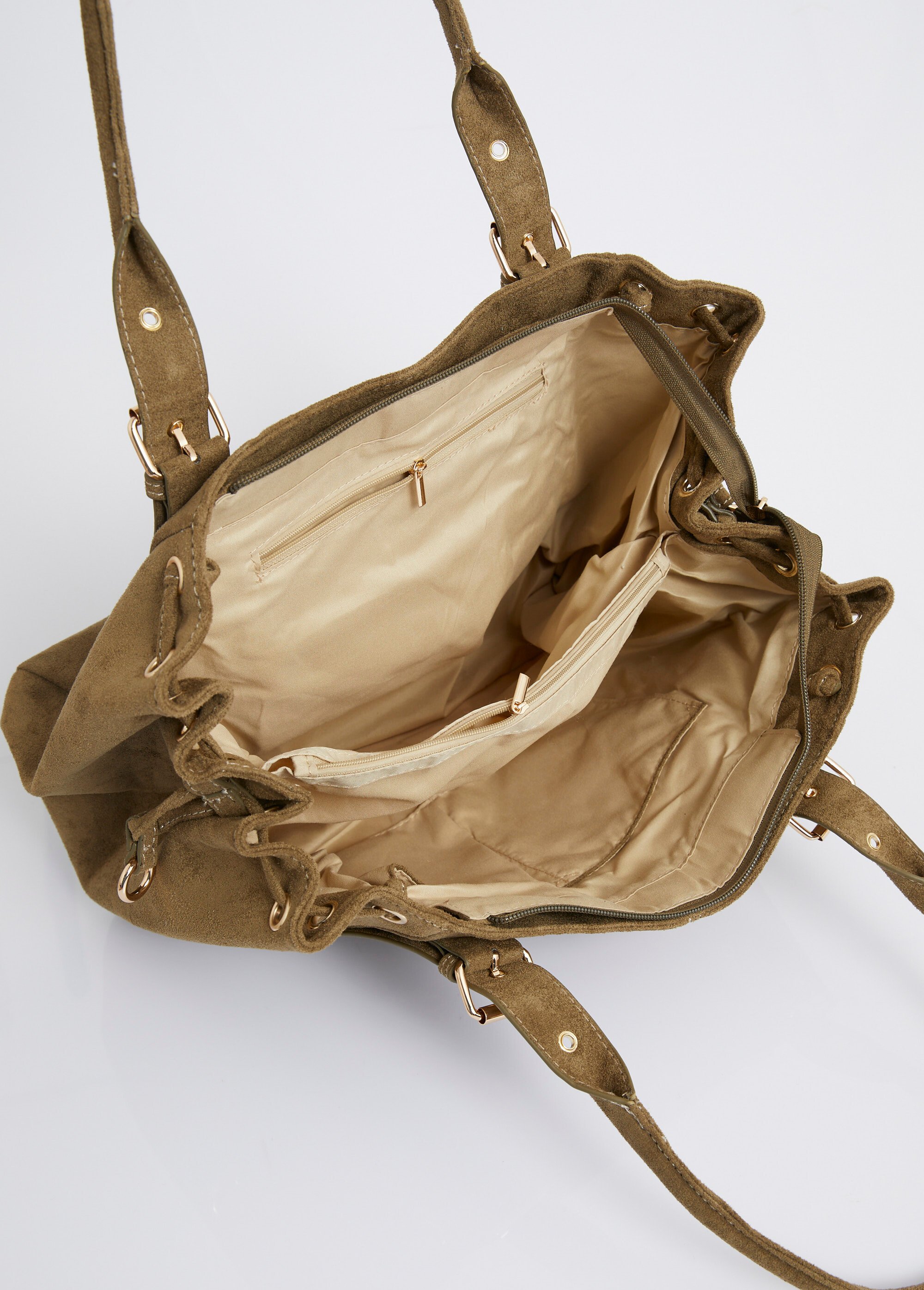 Sac en suédine, détails métallisés dorés
