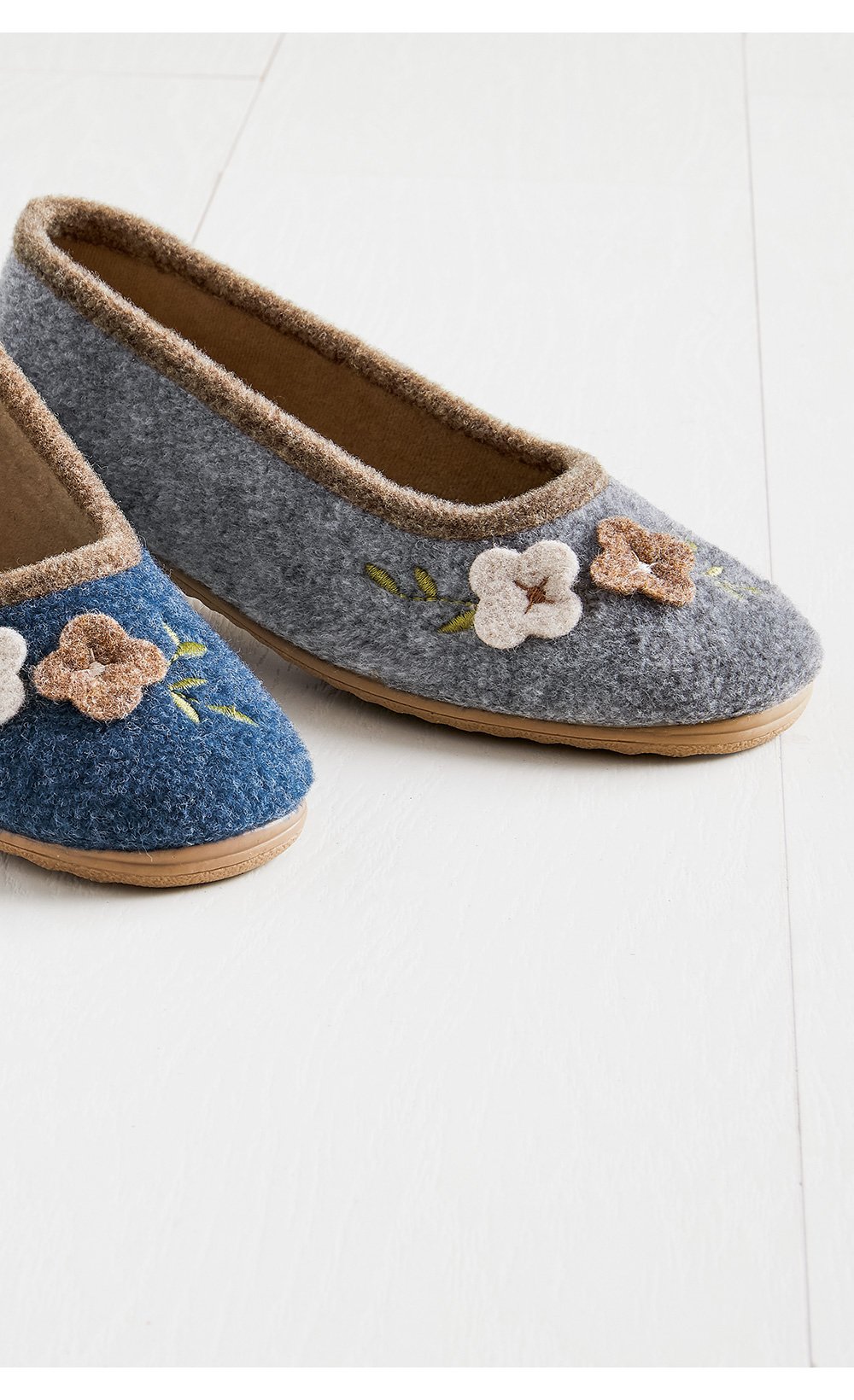 Chaussons ballerines feutre à fleurs Femme Gris OSWIN FA1