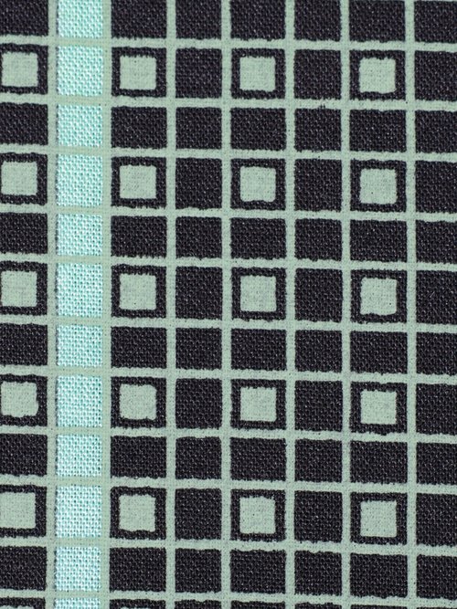 Coupon tissu habillement, mini carrés NOIR COT113205 DE2