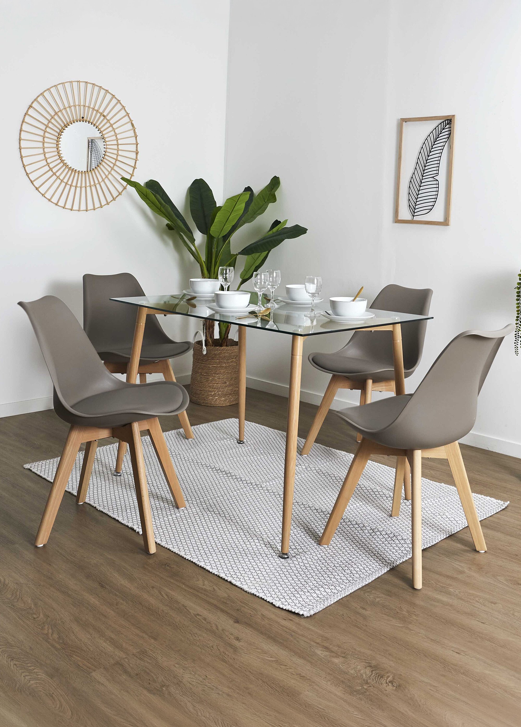 Set 4 Chaises assise coque et pieds bois MARRON CMP-HD30731 SI1