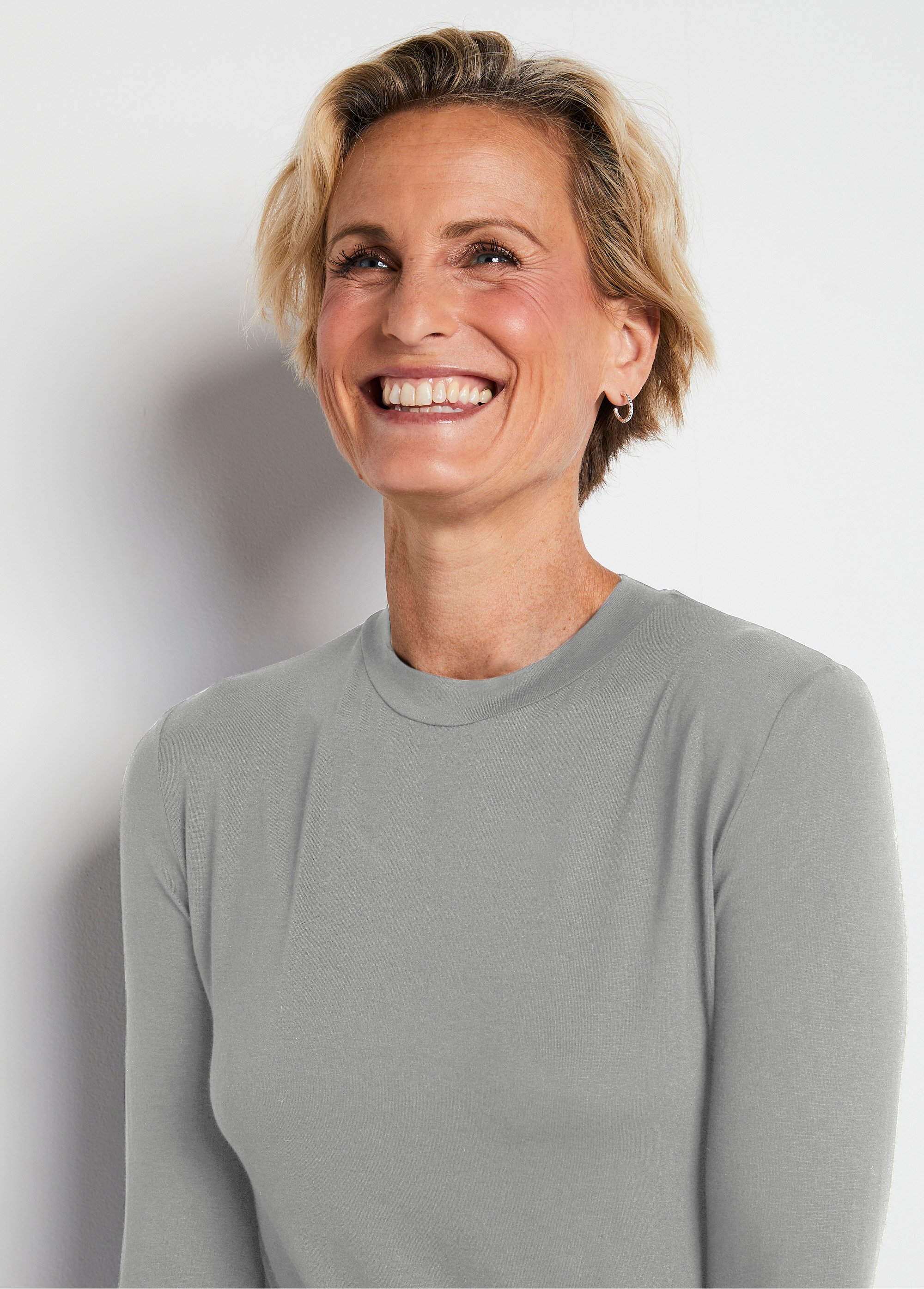 Sous-pull extensible col montant