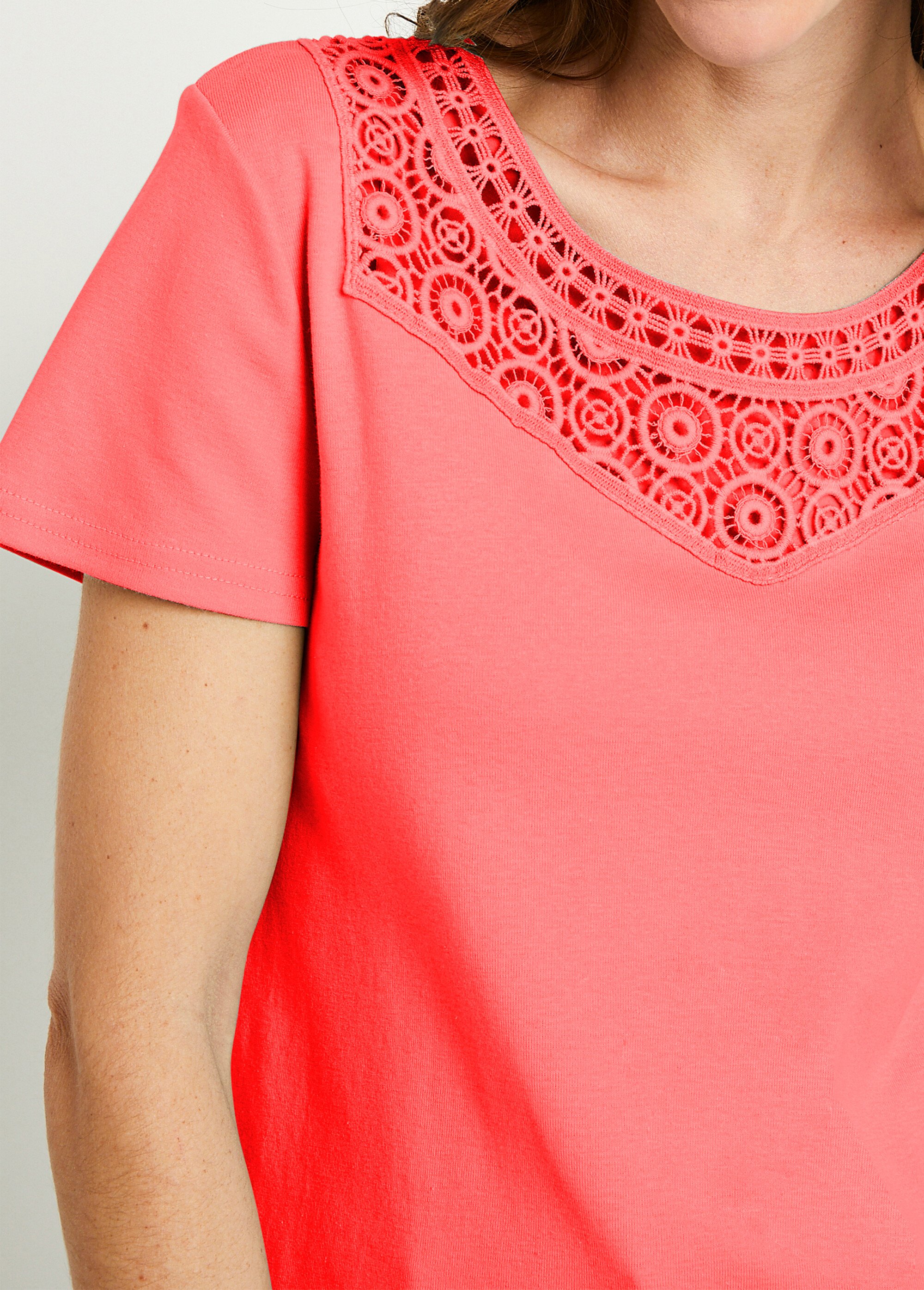 T-shirt macramé coton uni manches courtes