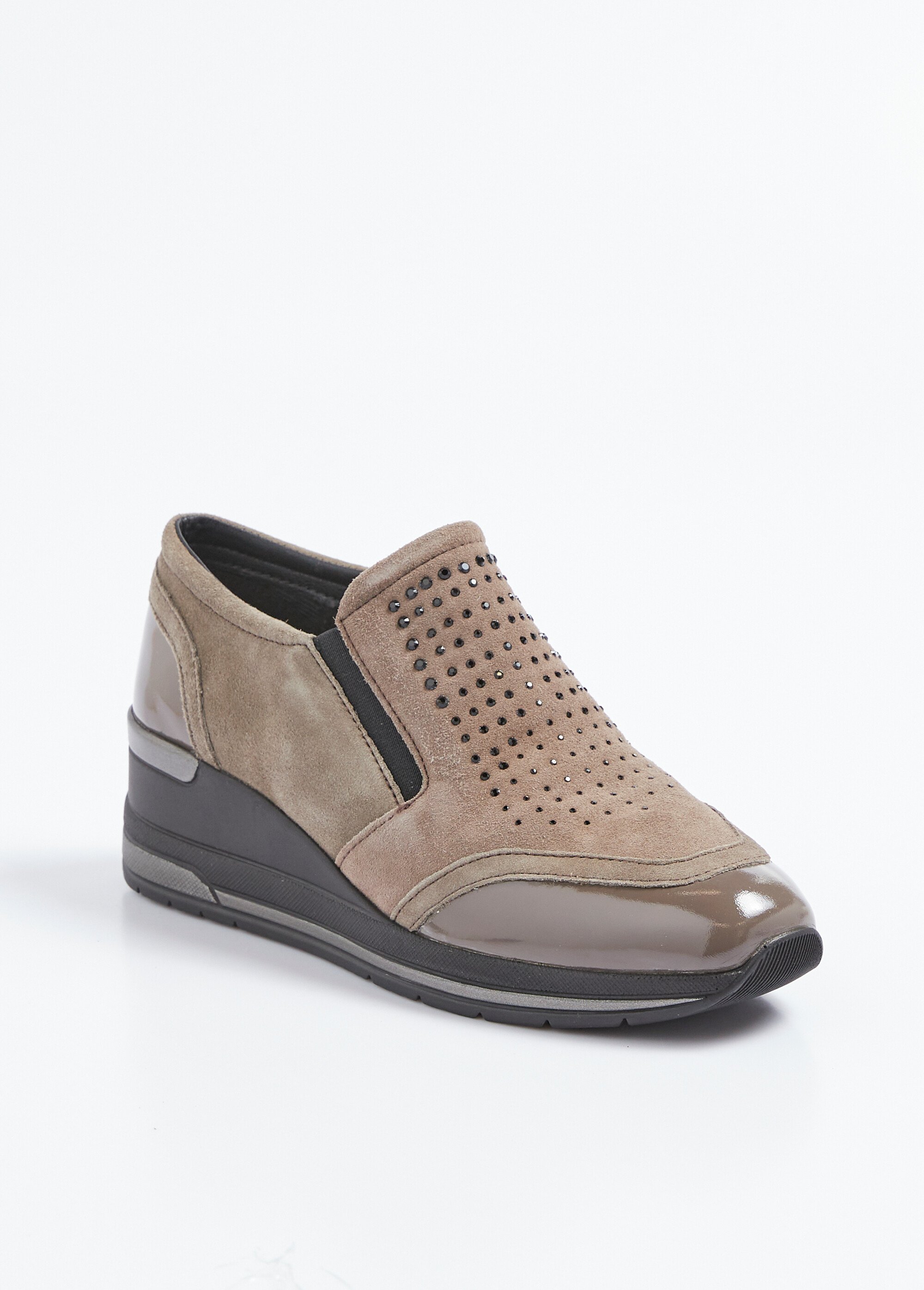 Baskets compensées, cuir suédé et vernis