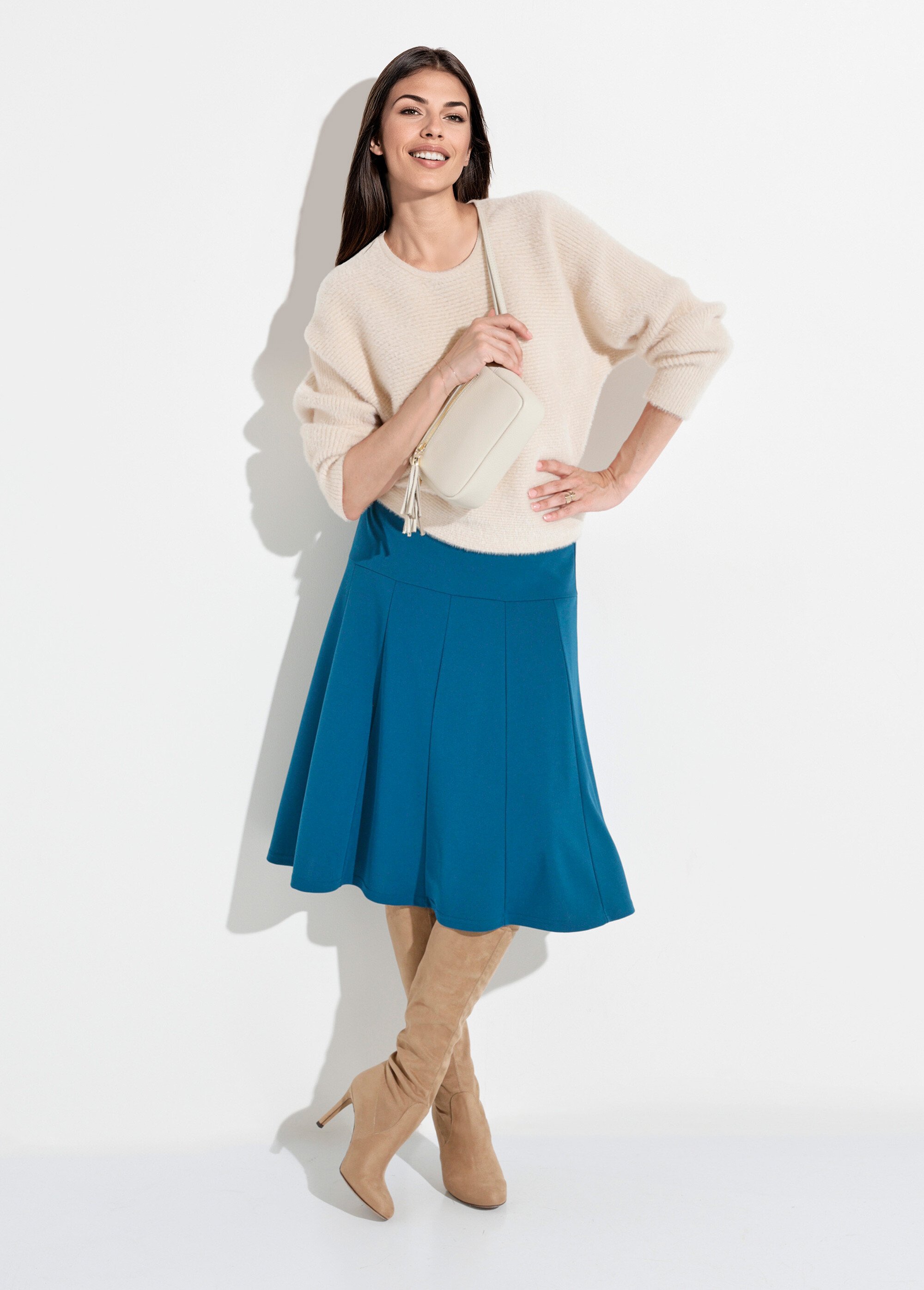 Jupe évasée mi longue unie taille élastiquée