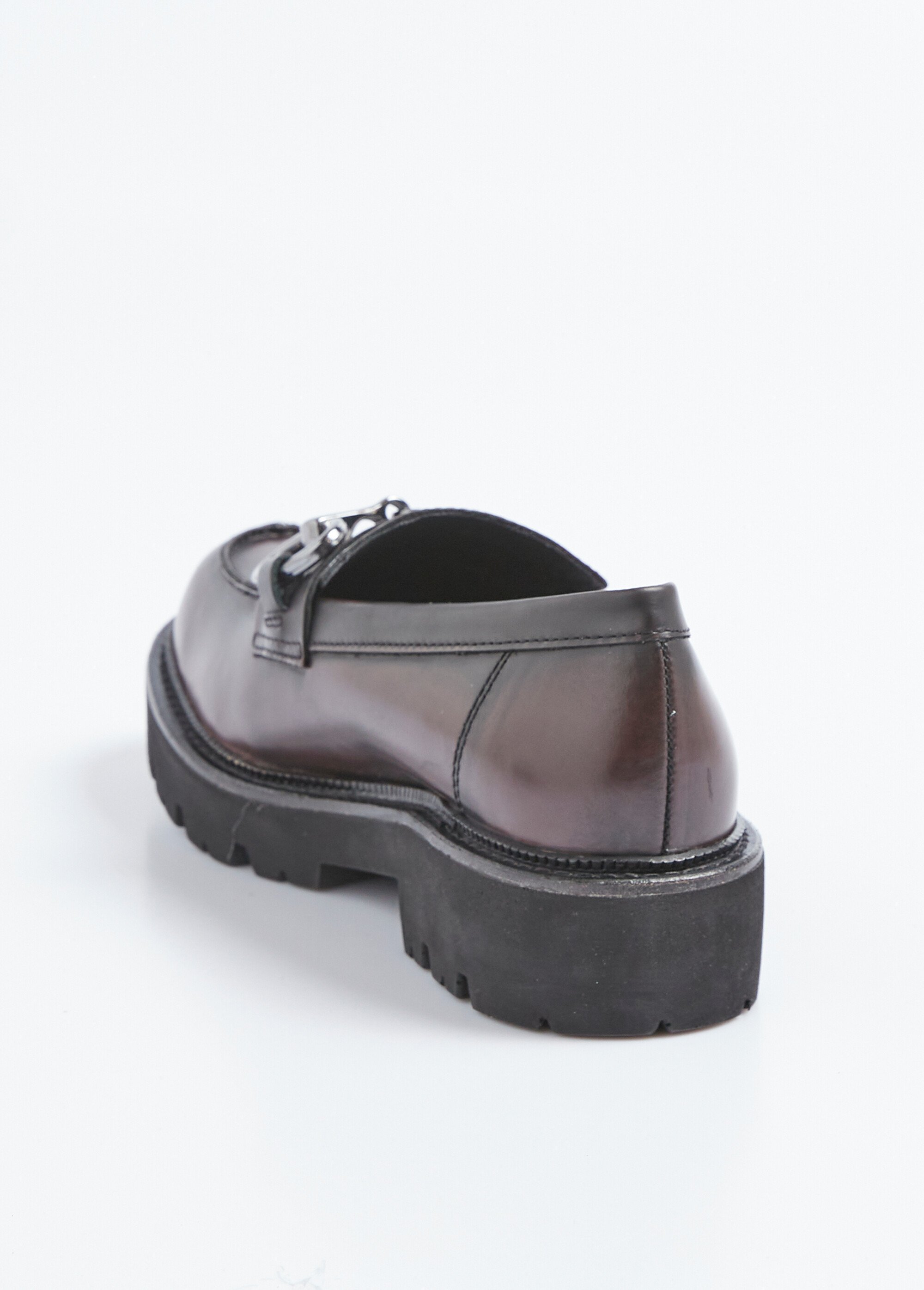 Mocassins cuir mors métal et semelle crantée