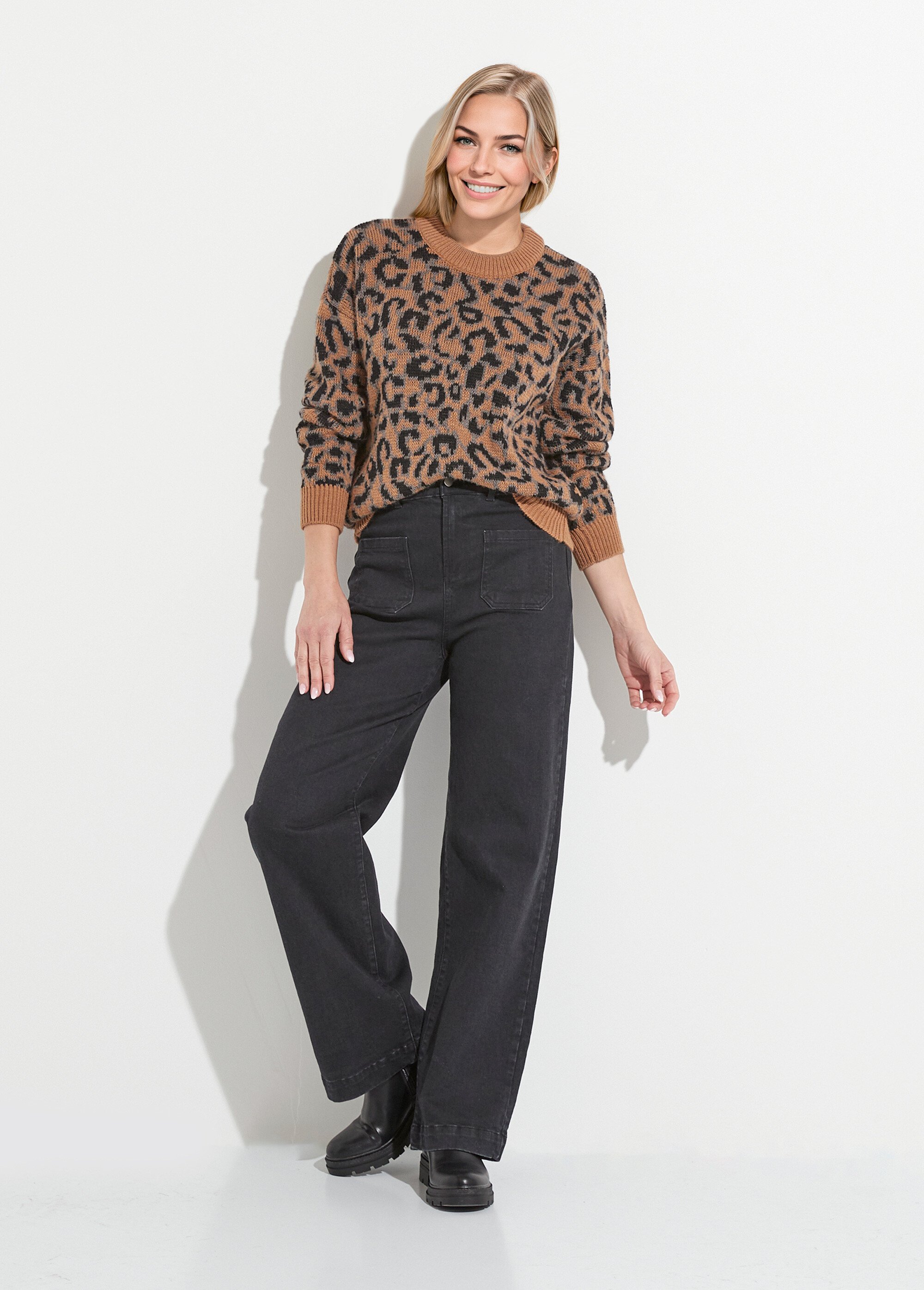 Pull motif léopard col montant manches longues Femme CAMEL ET NOIR PABLITO SI1