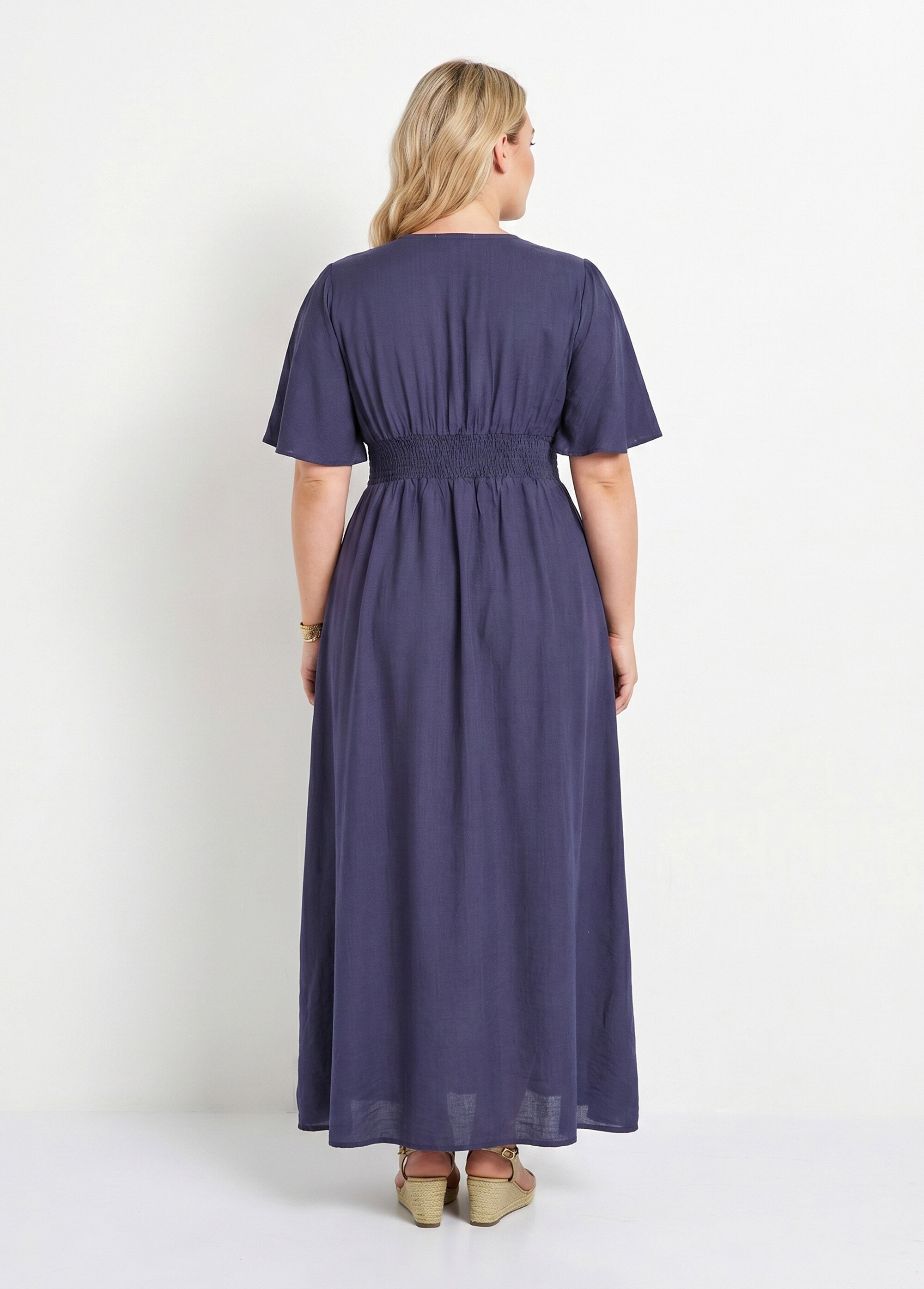 Robe longue taille empire, décolleté V