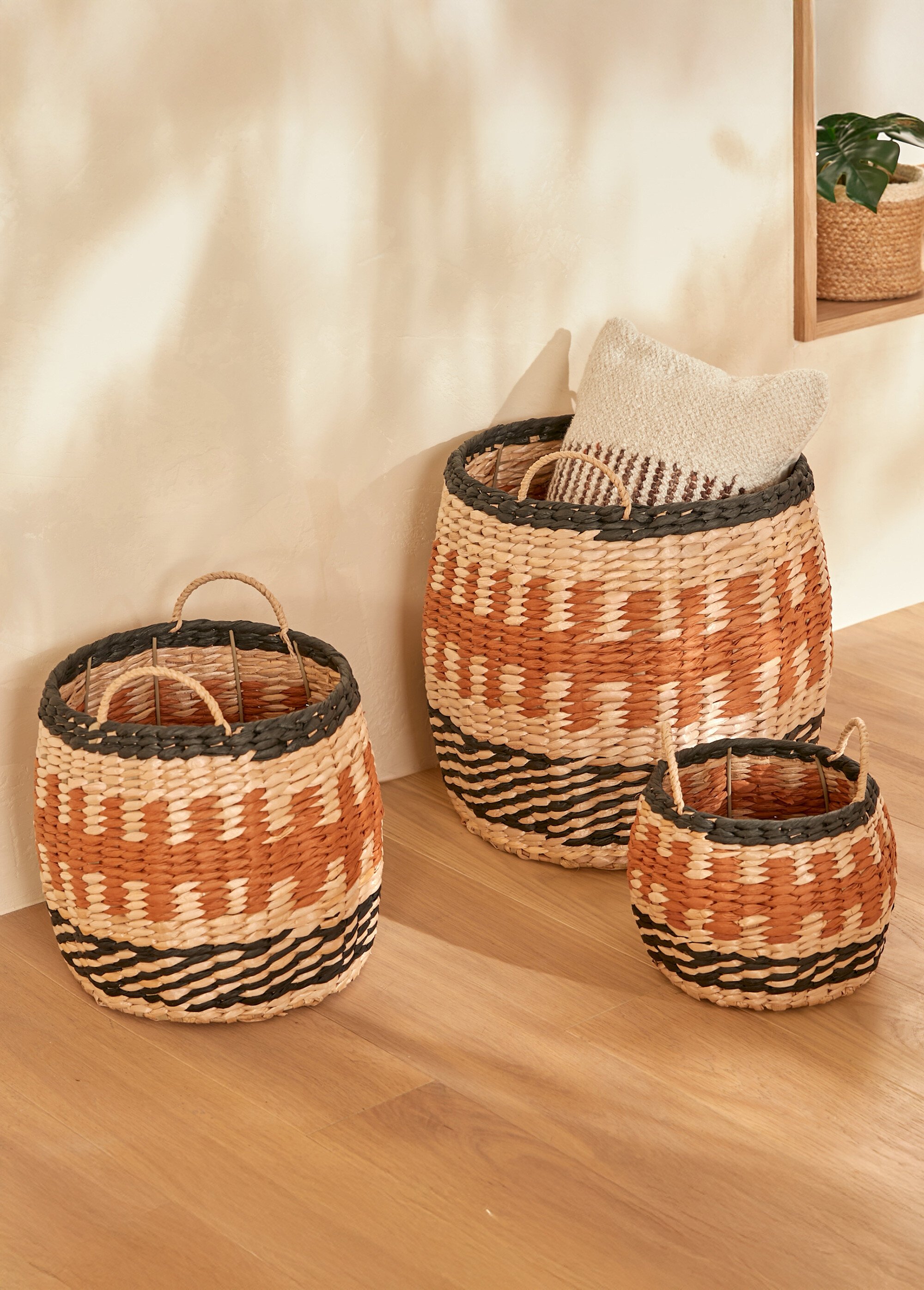 Set de 3 paniers tressés style ethnique Beige JJA-211500 SI1