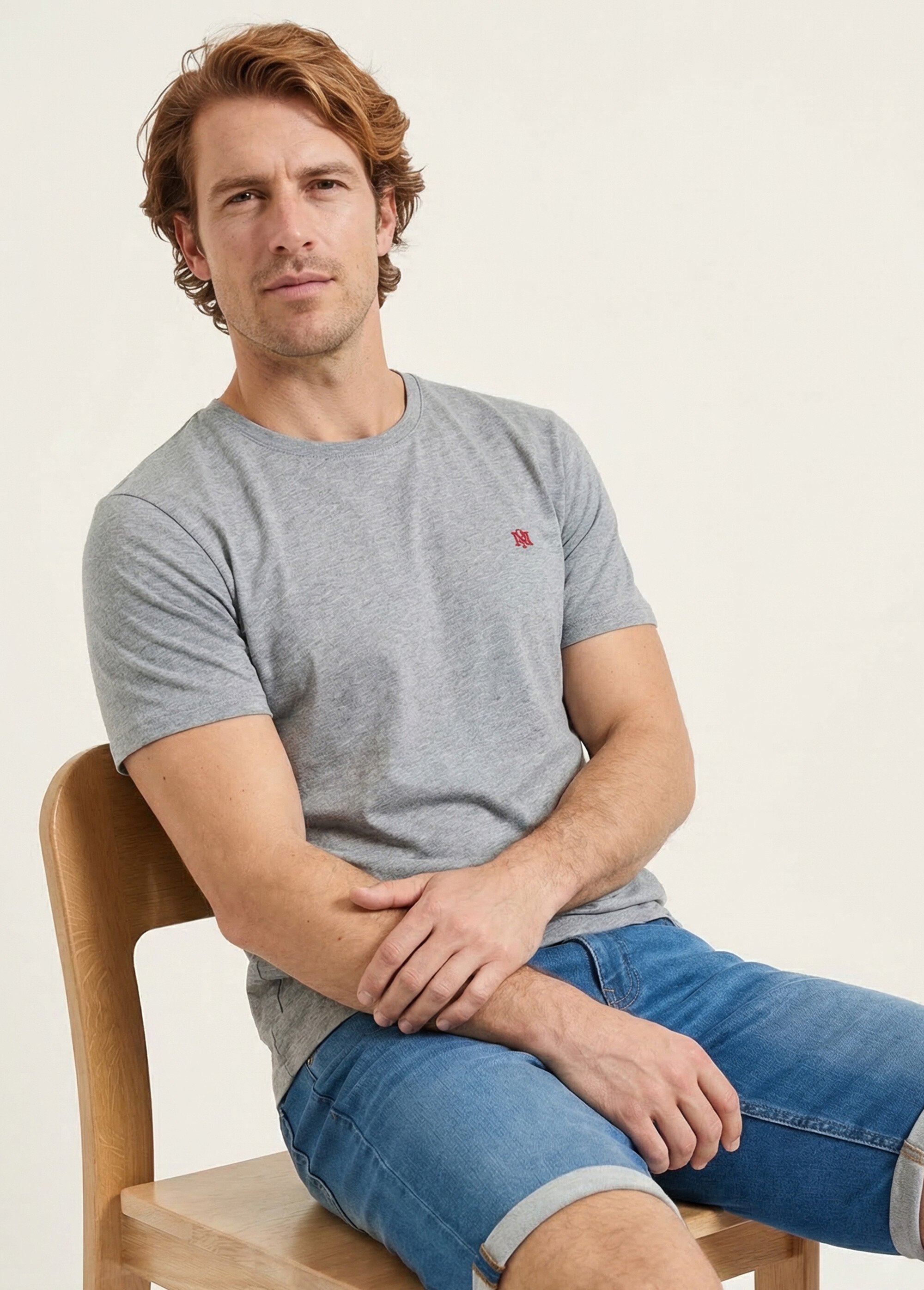 T-shirt col rond brodé manches courtes