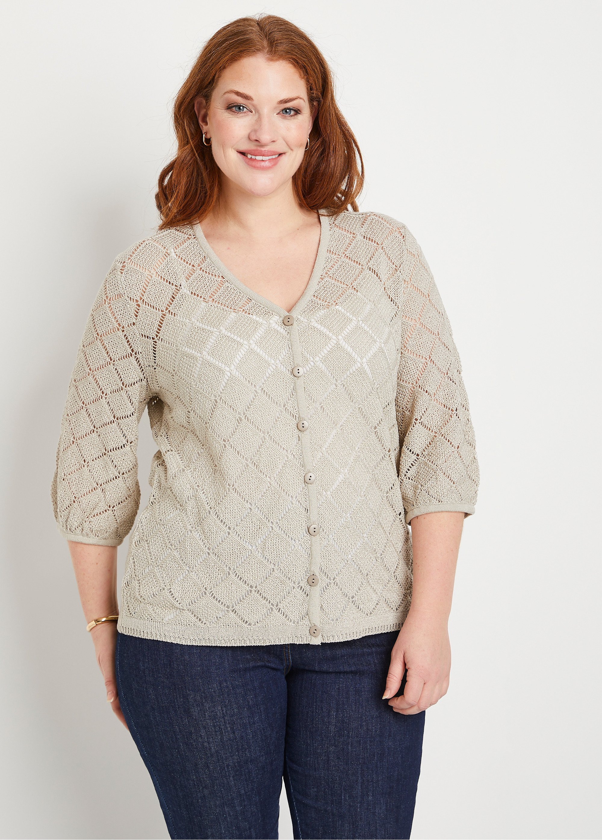 Gilet col V boutonné court ajouré Femme Grande Taille Beige MADIRAC FA2