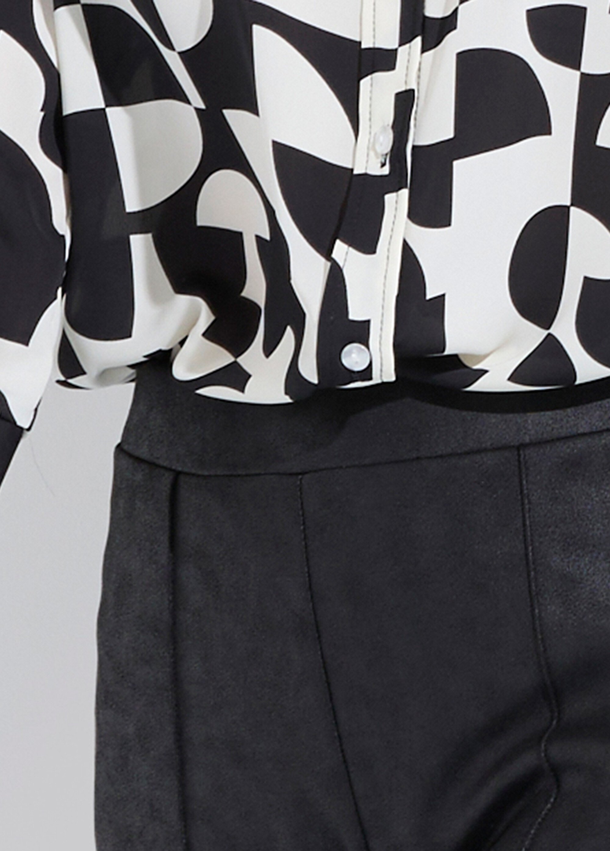 Pantalon droit ceinture semi-élastiquée aspect peau