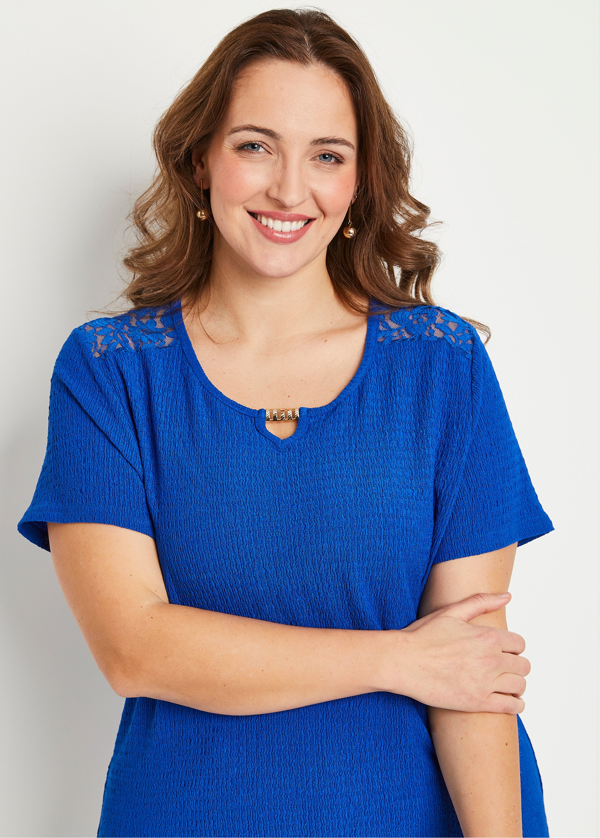 T-shirt court dentelle