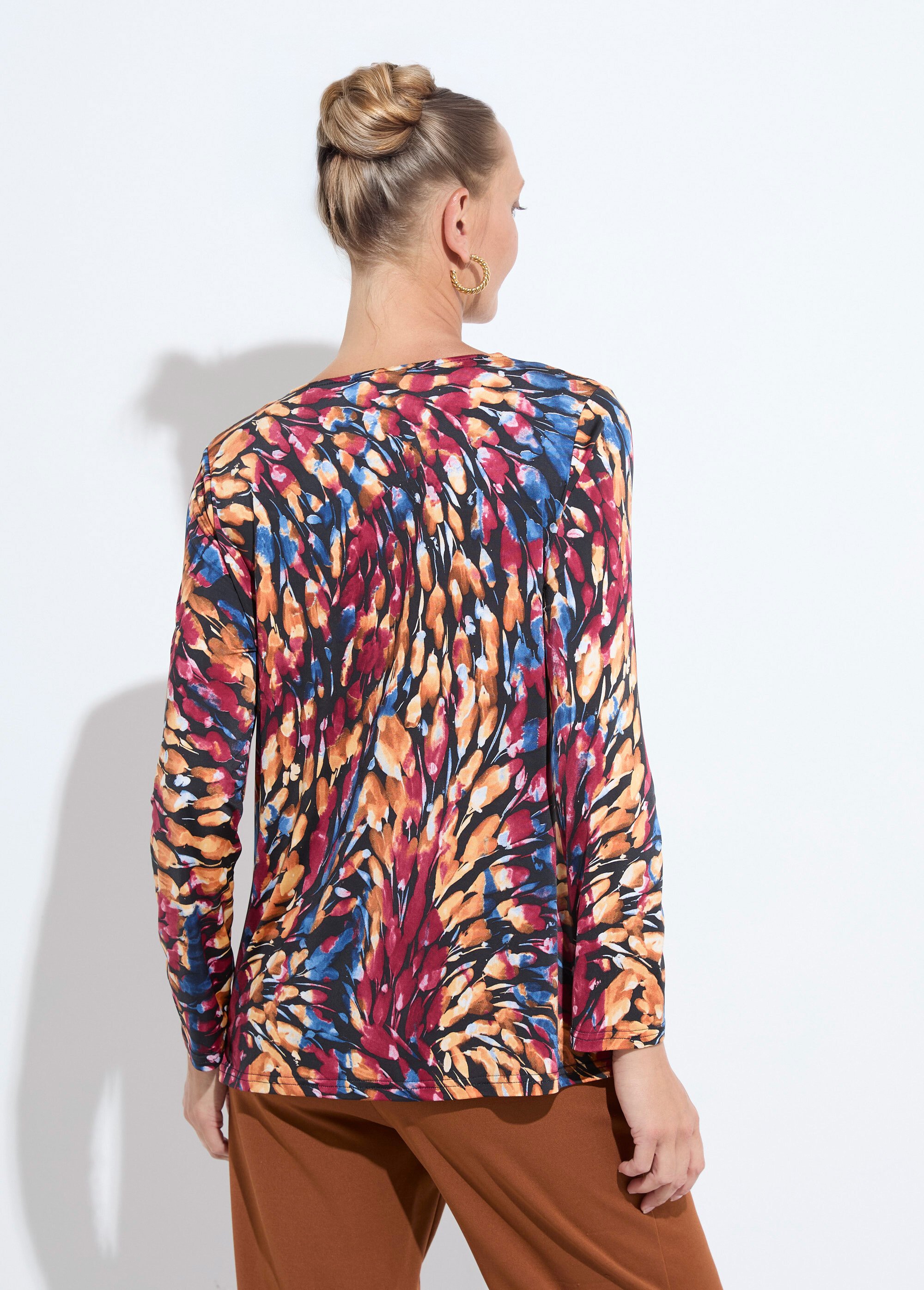 T-shirt long ample col V manches longues