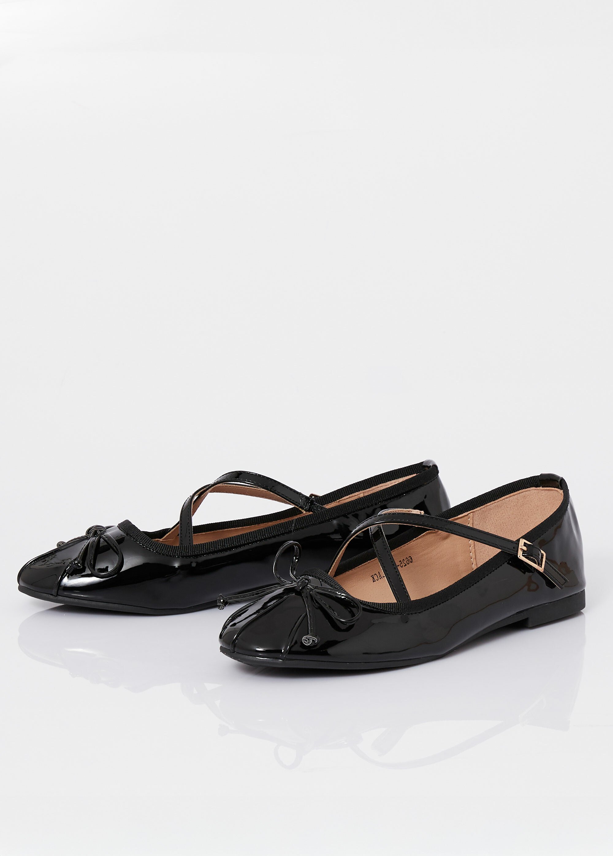 Ballerines vernies avec brides croisées Femme Noir MAR6625-1 DE1
