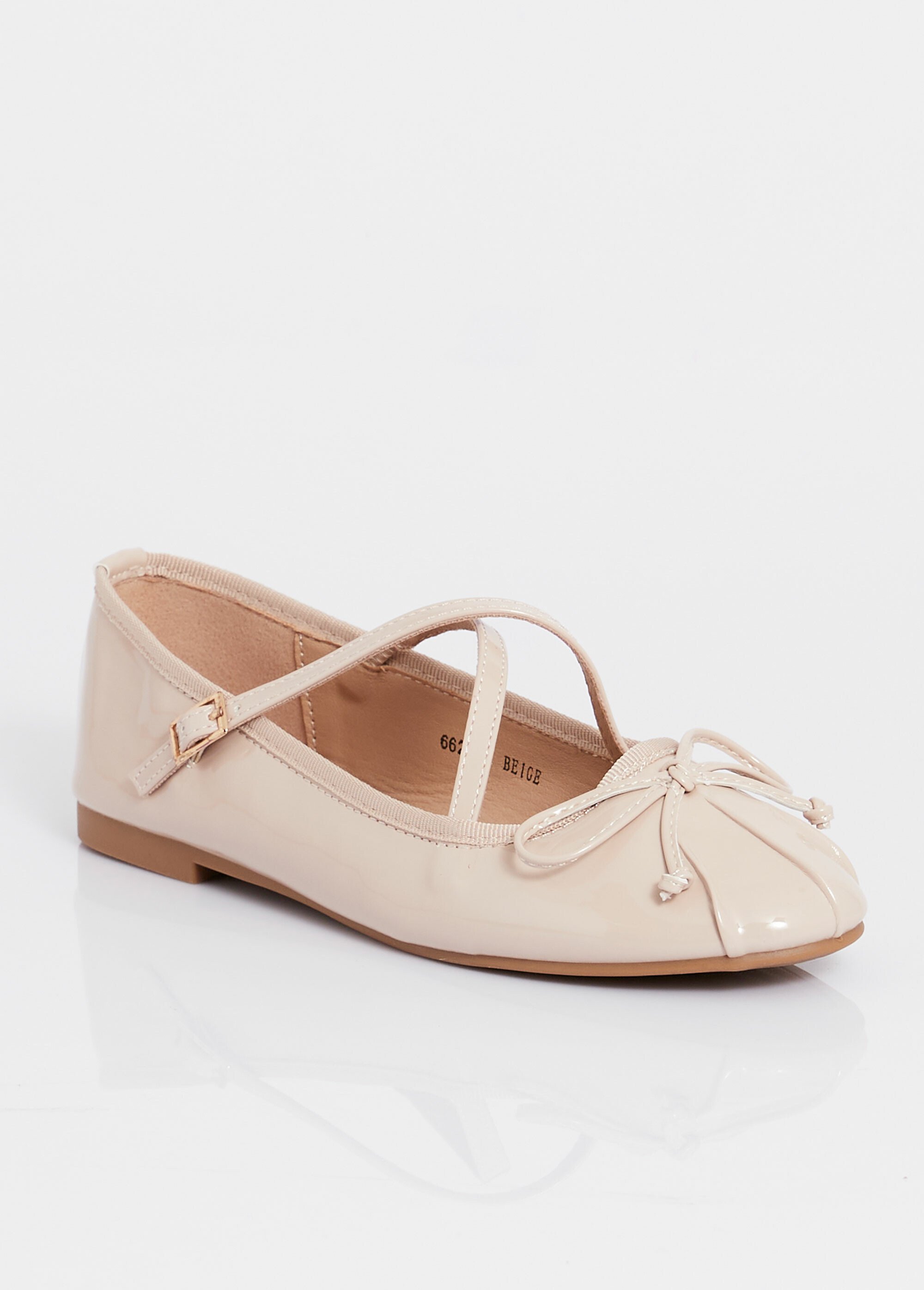 Ballerines vernies avec brides croisées