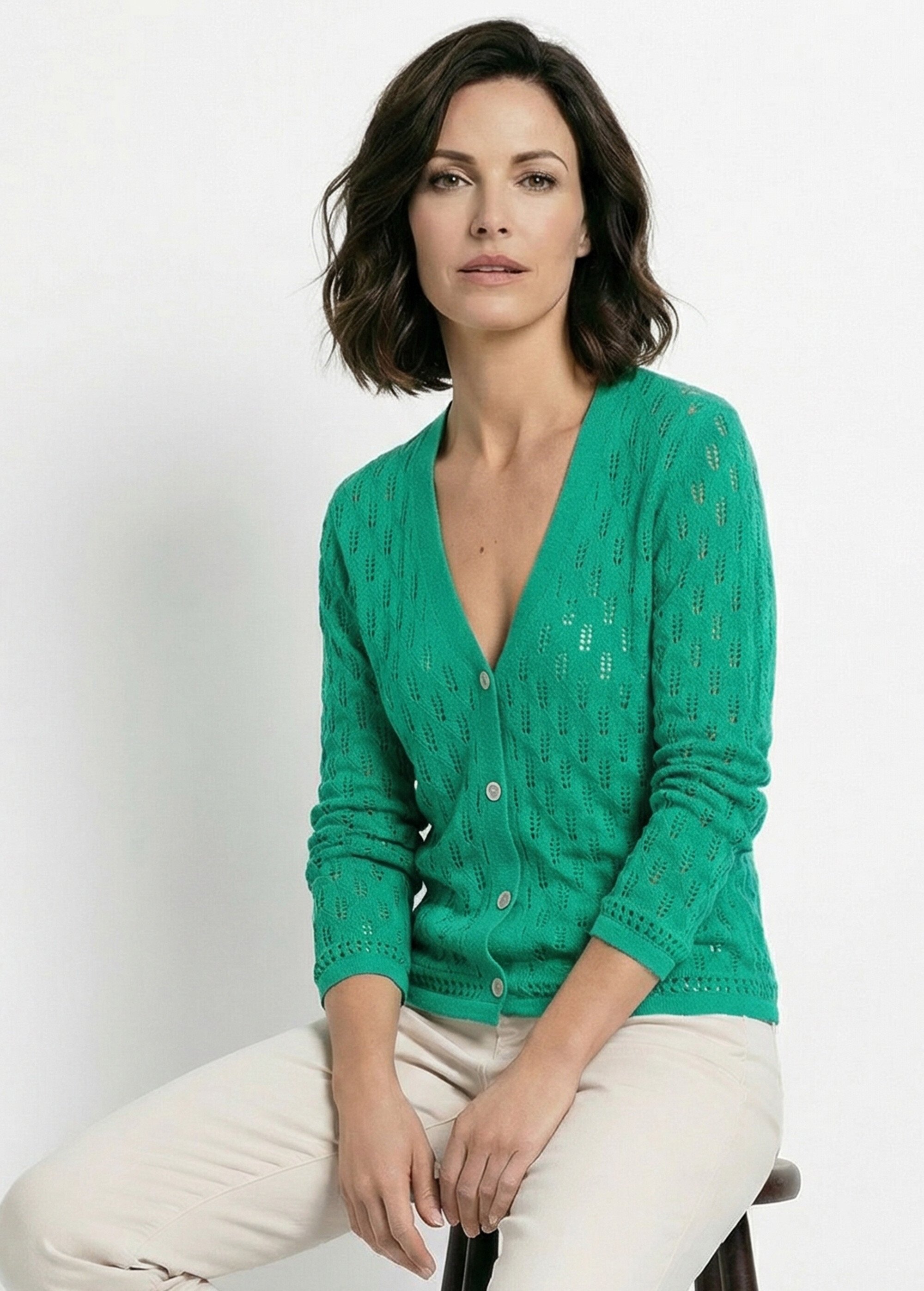 Cardigan col V boutonné ajouré uni coton