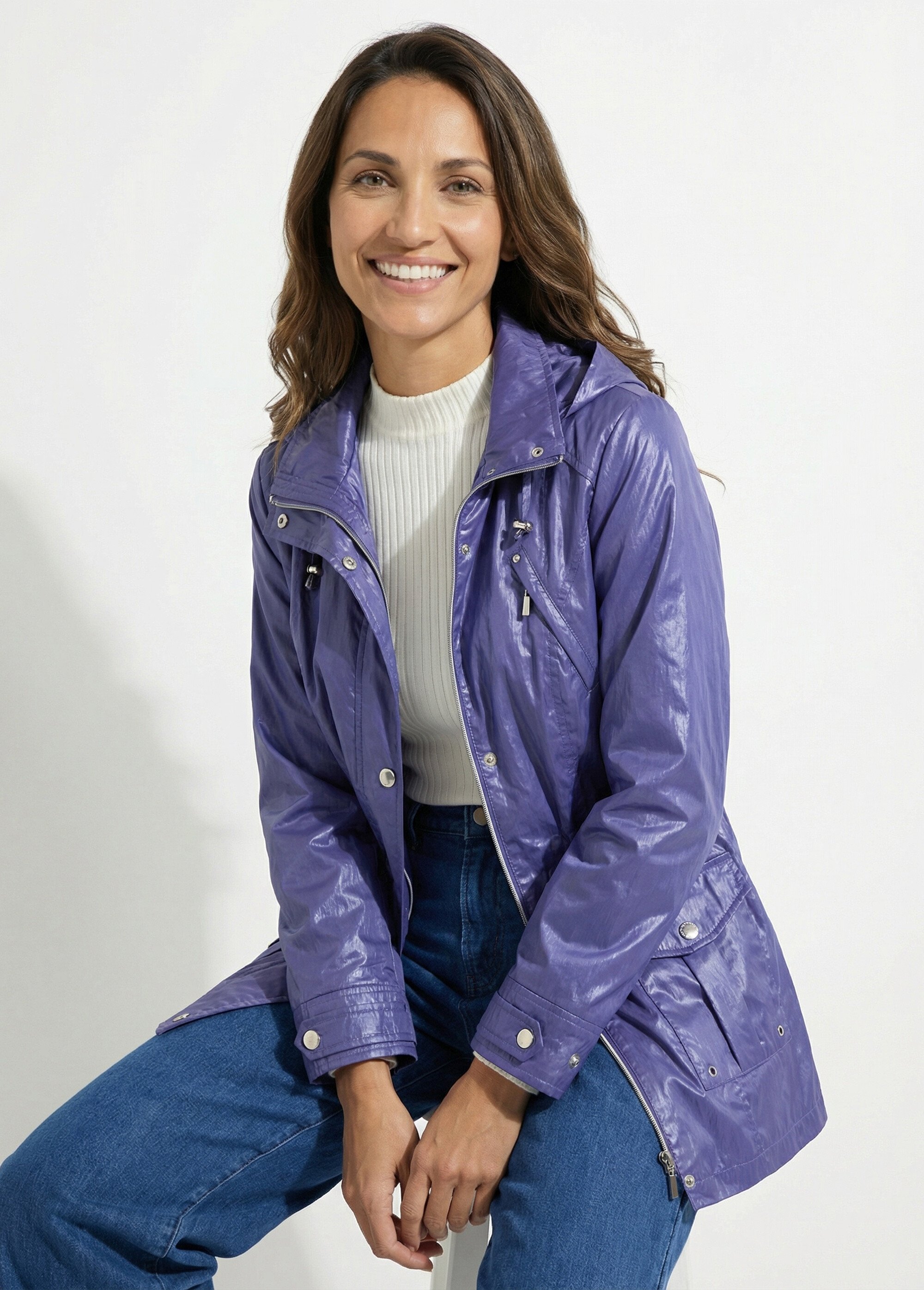 Parka zippée pressionnée, effet satiné
