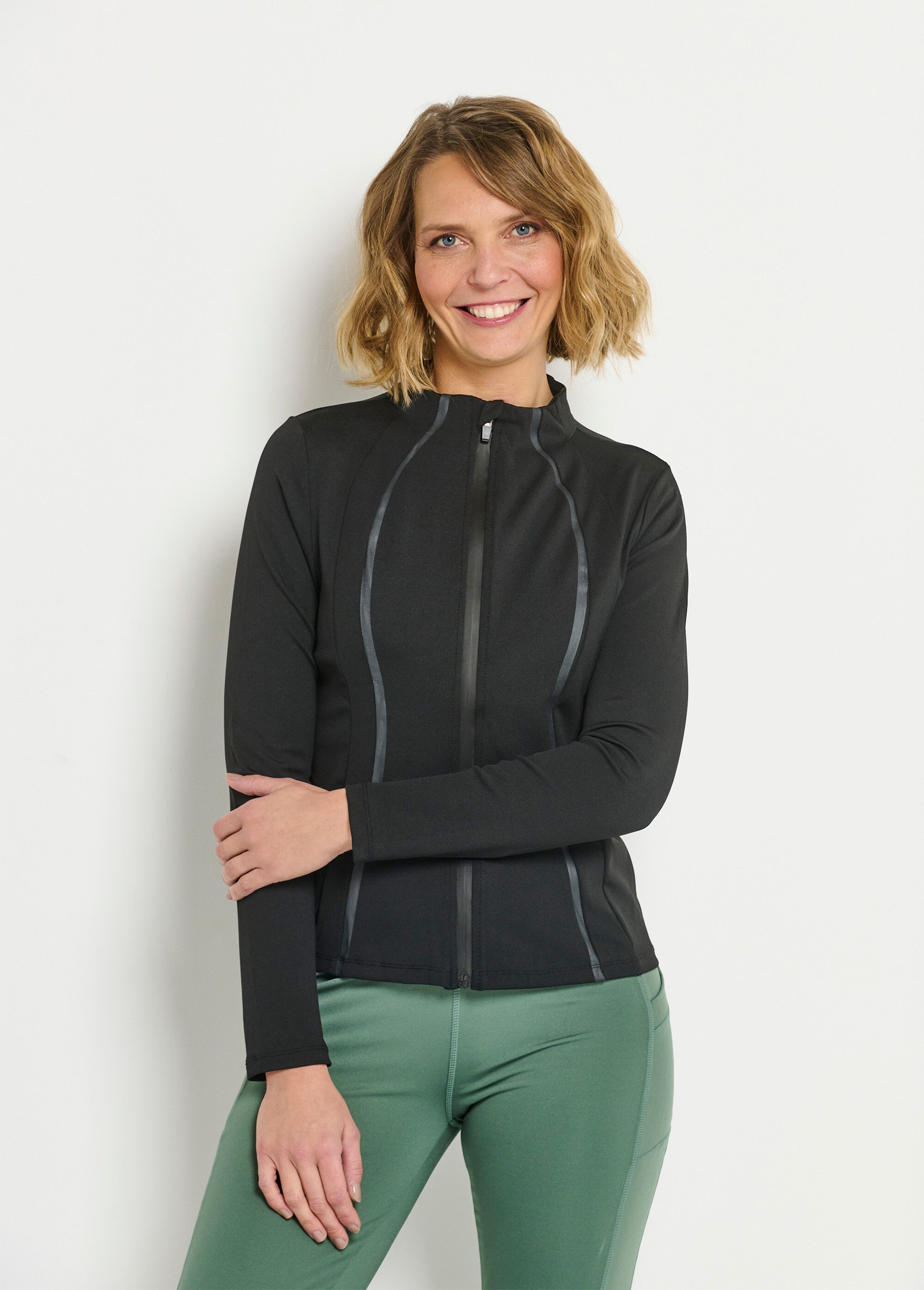 Veste de sport zippée col montant