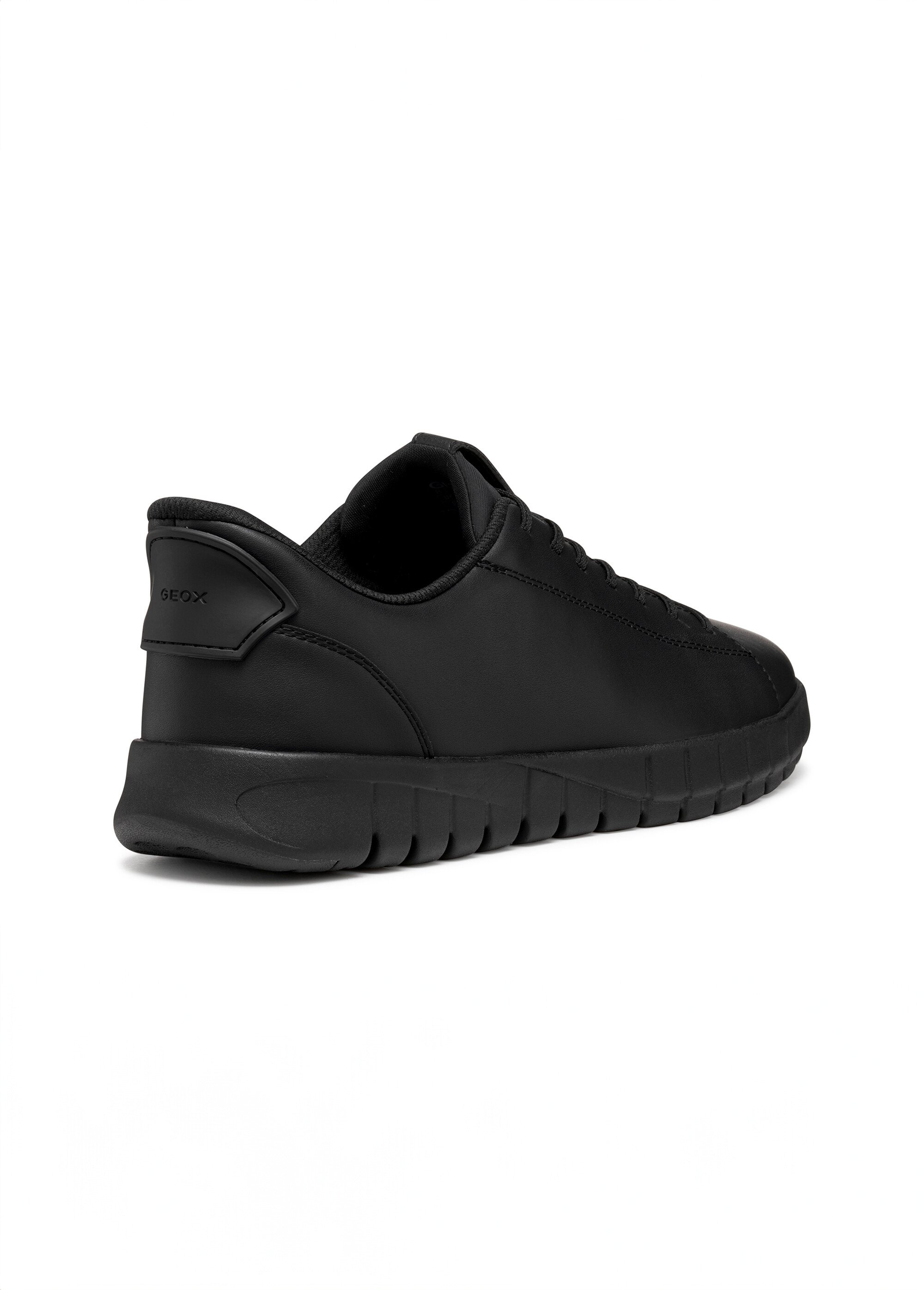 Baskets homme en cuir à lacets Homme Noir GEO-U56MAA DO2