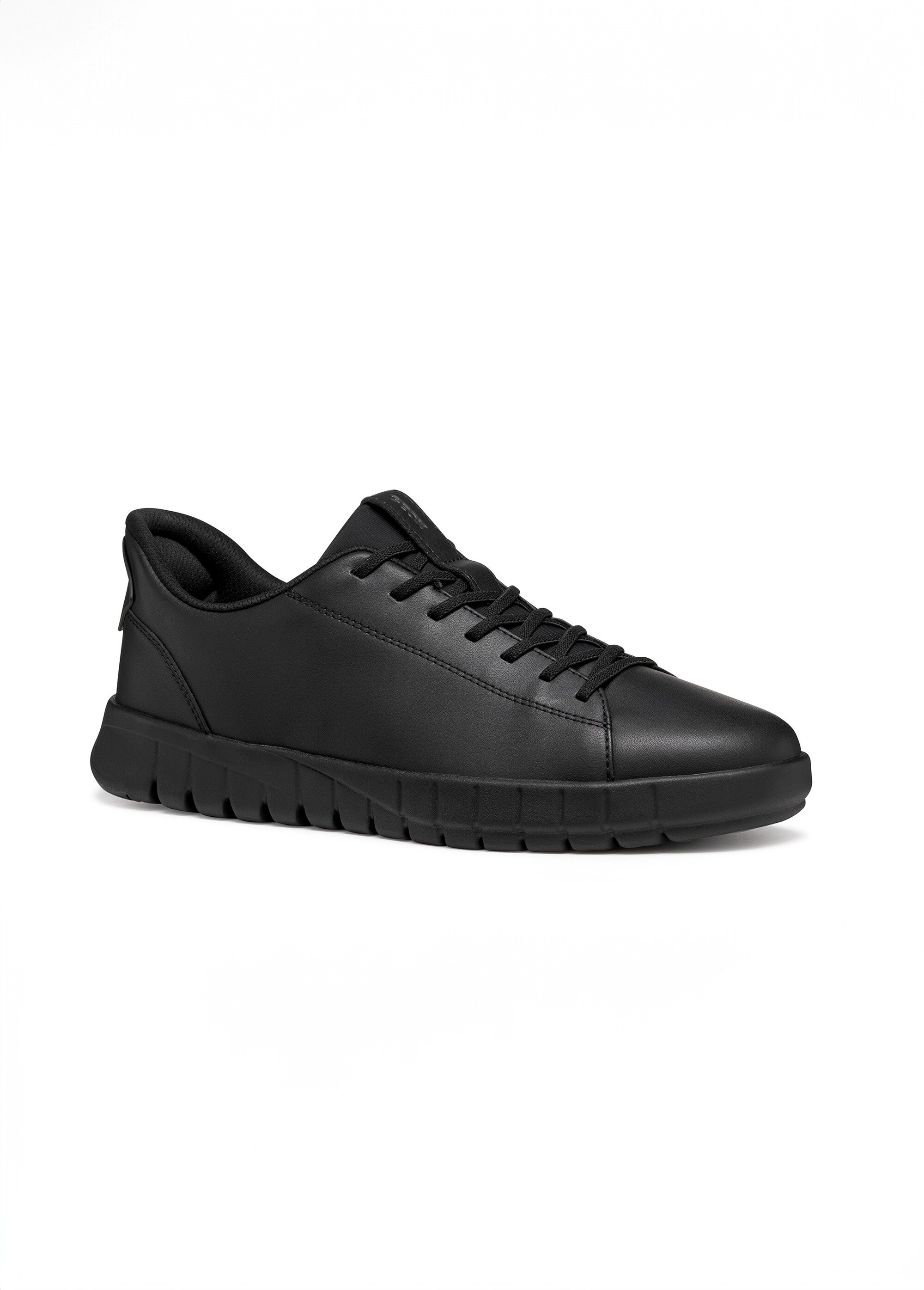Baskets homme en cuir à lacets Homme Noir GEO-U56MAA FA1