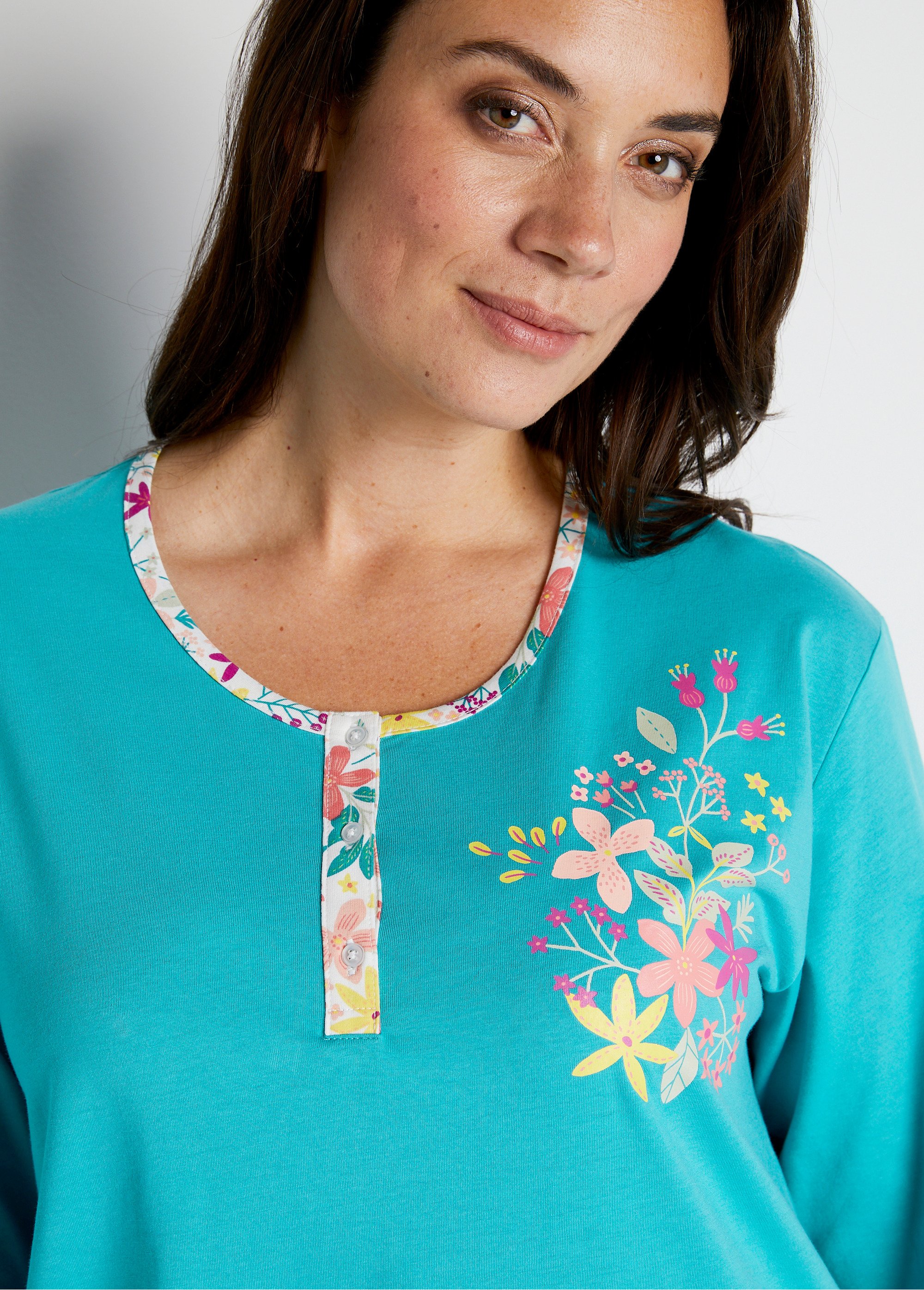 Chemise de nuit mi-longue manches longues