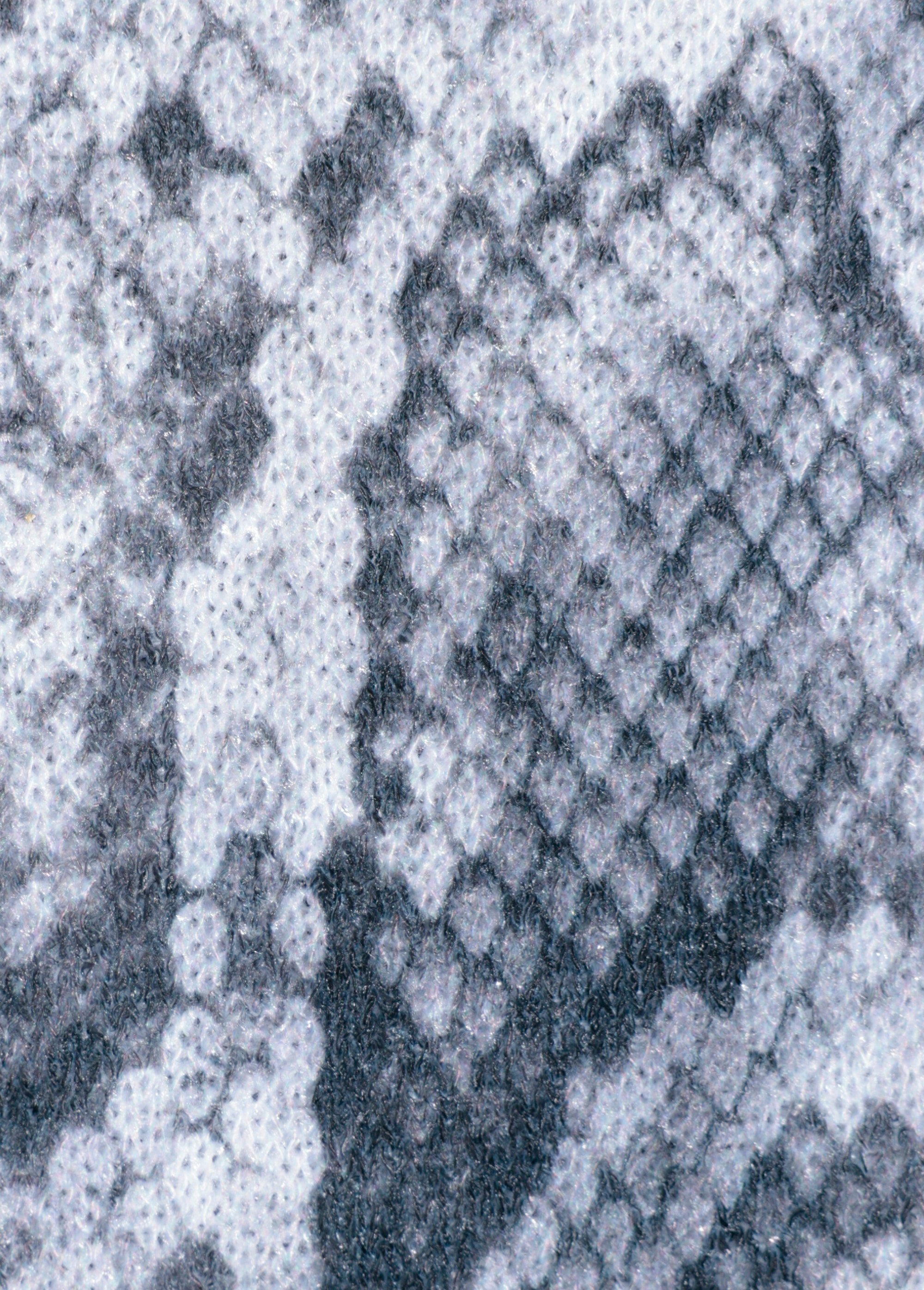 Coupon tissu habillement, motif reptile GRIS COT145364 DE2