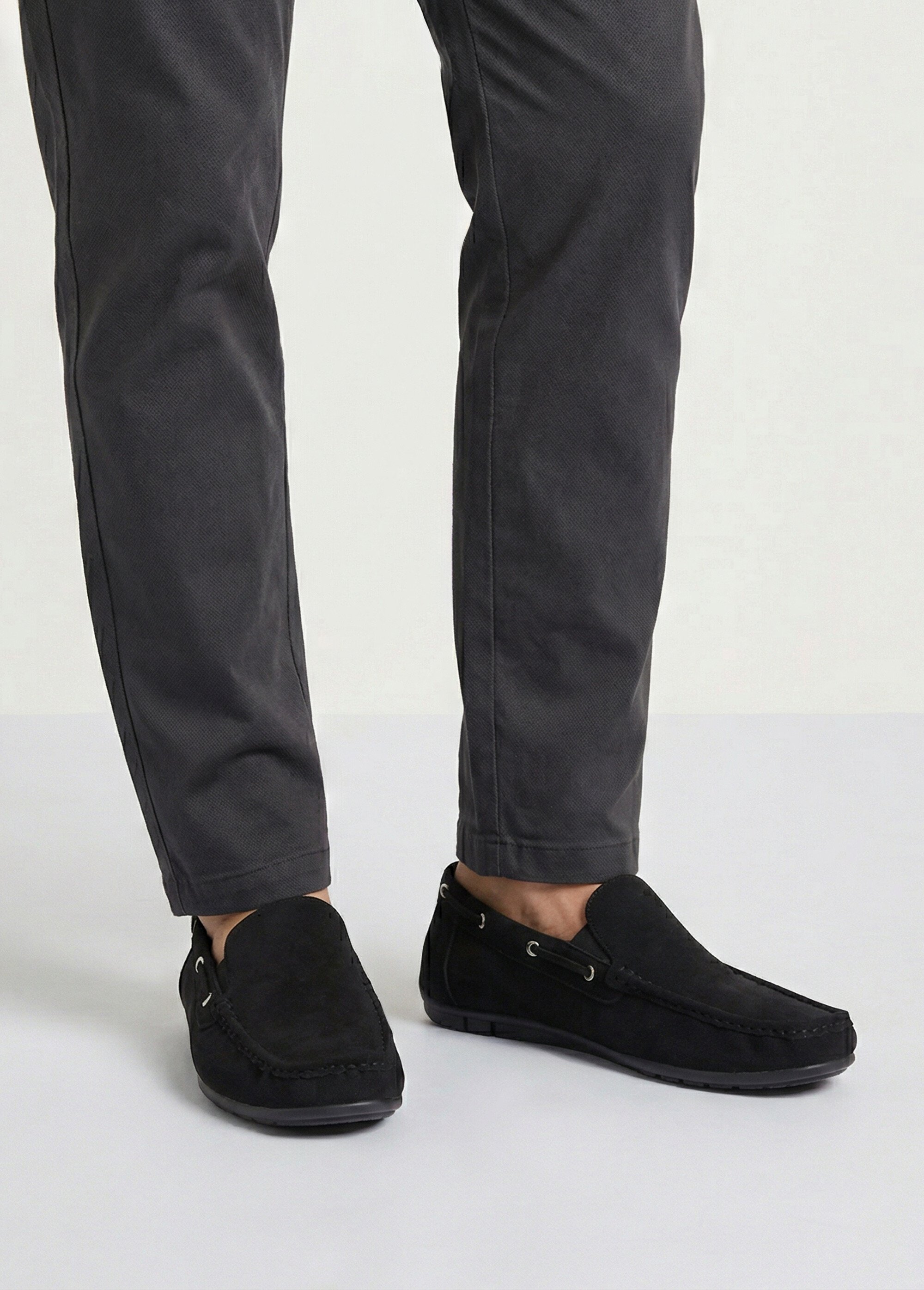 Mocassins suédine, côtés élastiqués Homme Noir JANNSX217 SI1