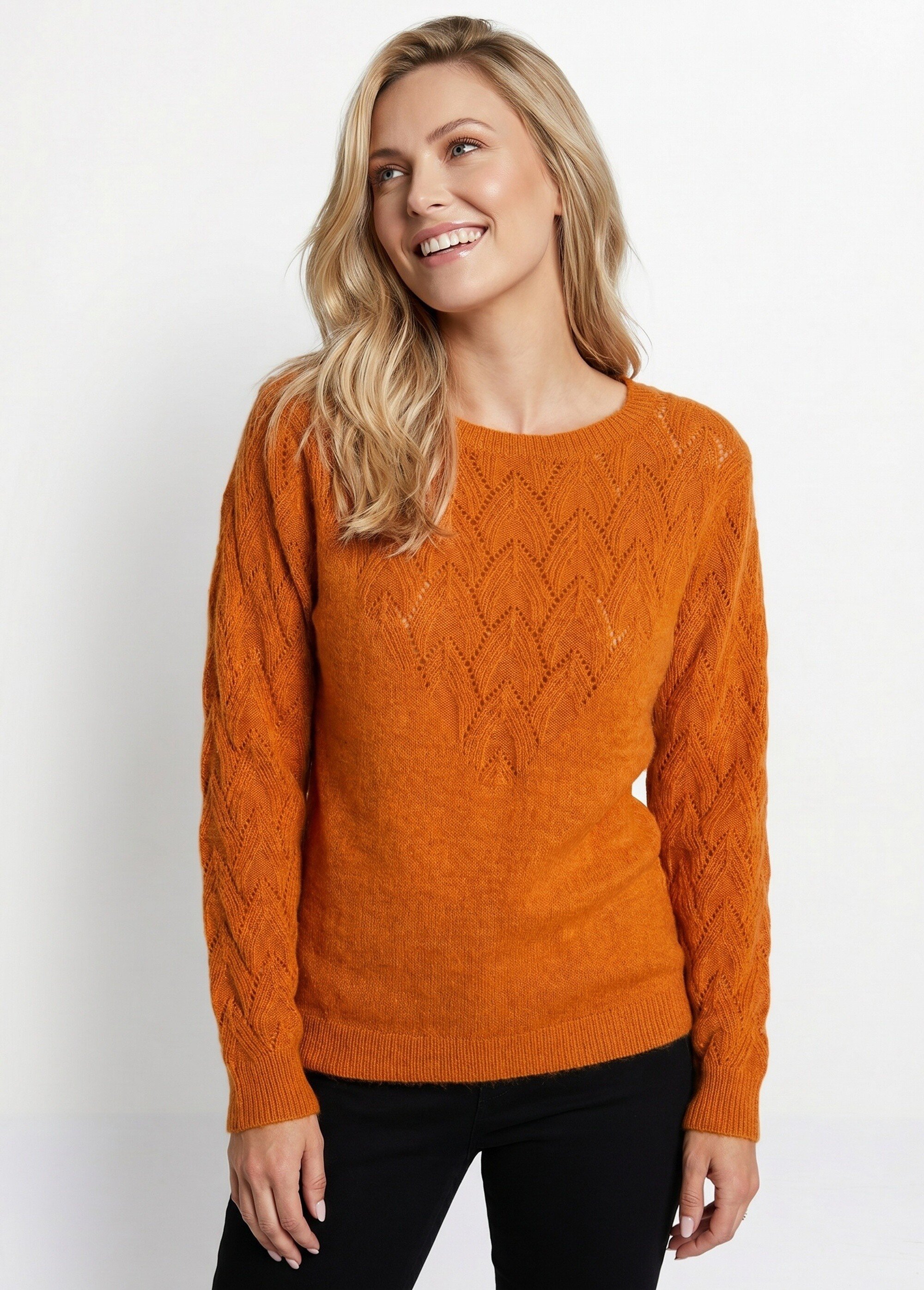 Pull doux uni col rond maille fantaisie