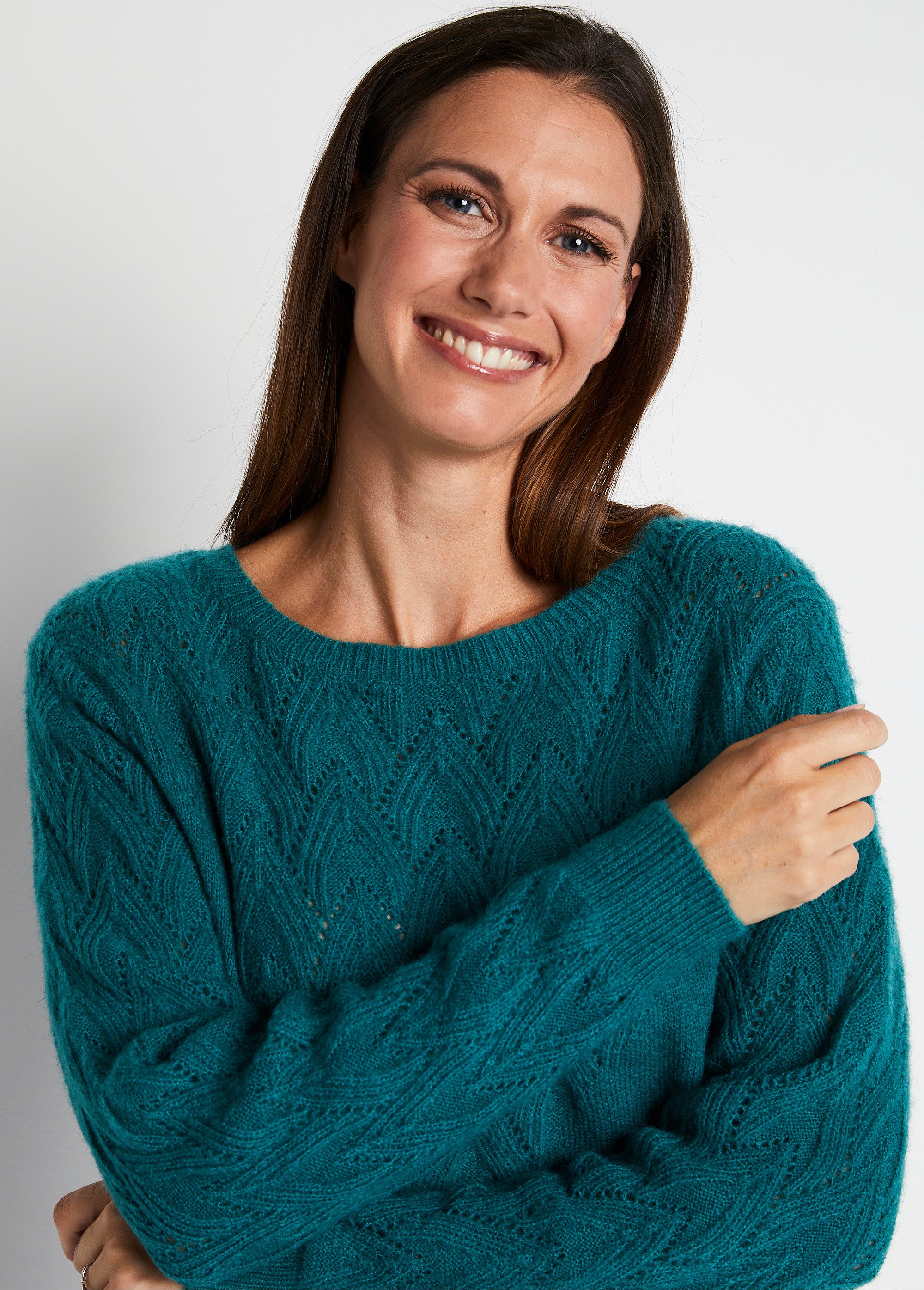 Pull doux uni col rond maille fantaisie