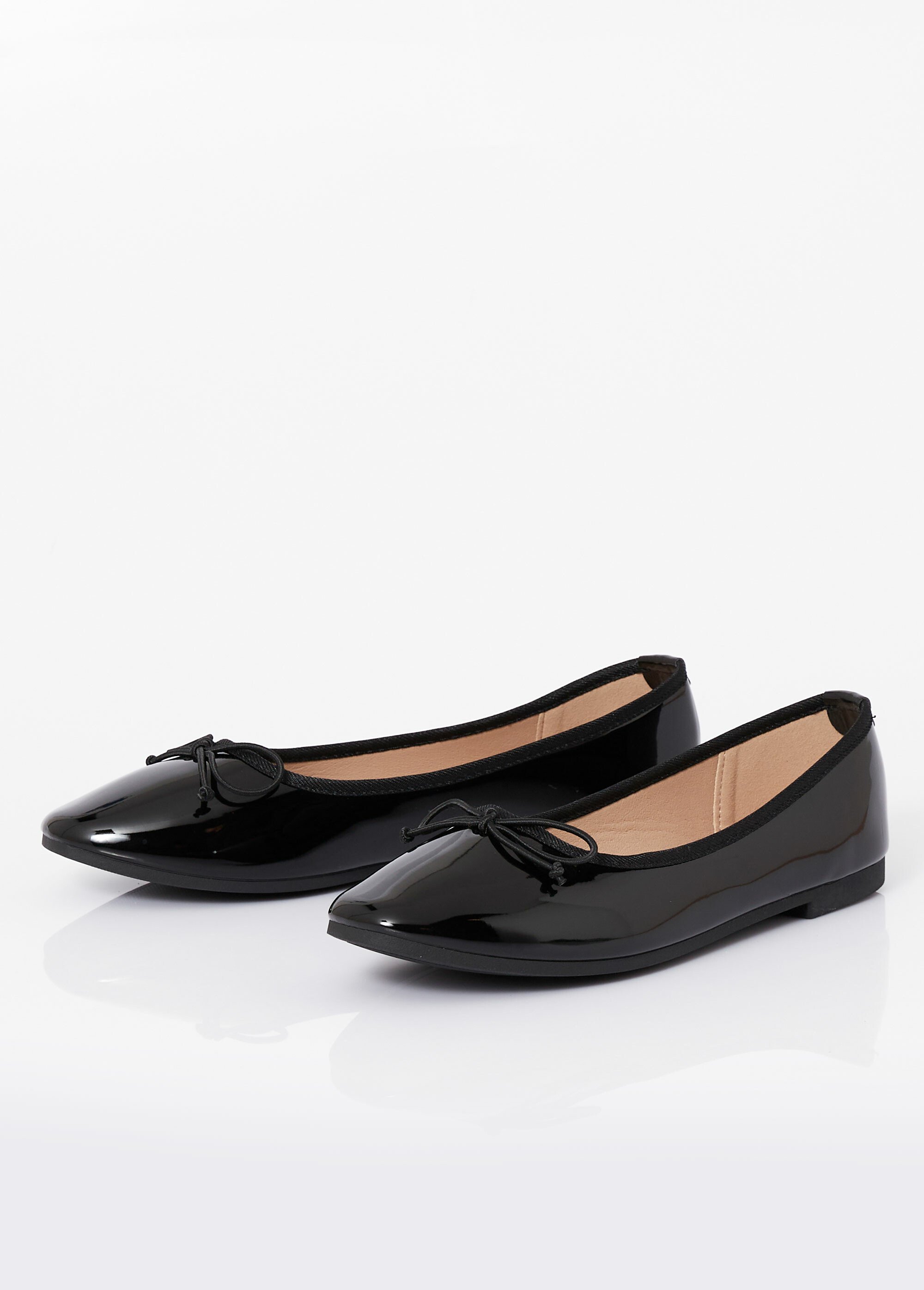 Ballerines vernies plates, petit noeud