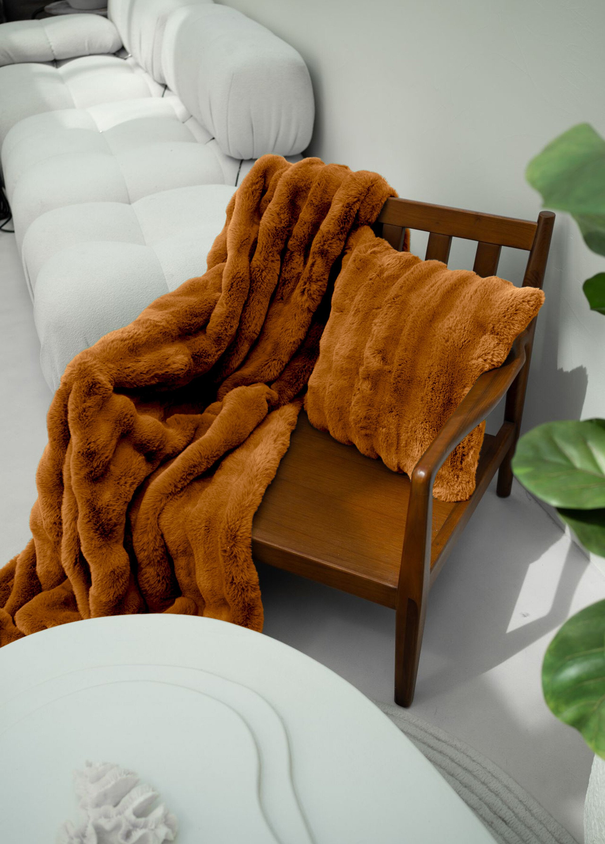 Coussin déco cotelé fausse fourrure Marron TIS-BUBBLE1 SI1