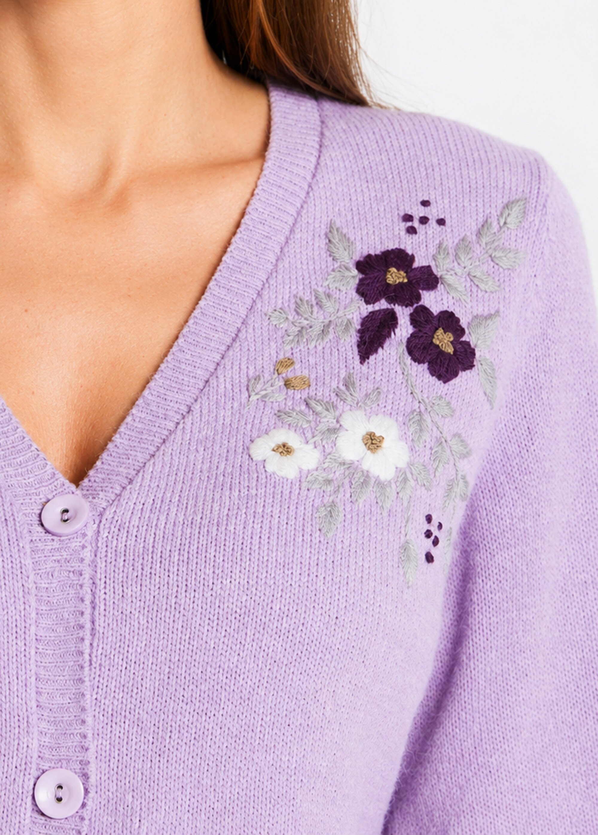 Gilet doux uni col V boutonné court brodé Femme Violet PELONNE DE1