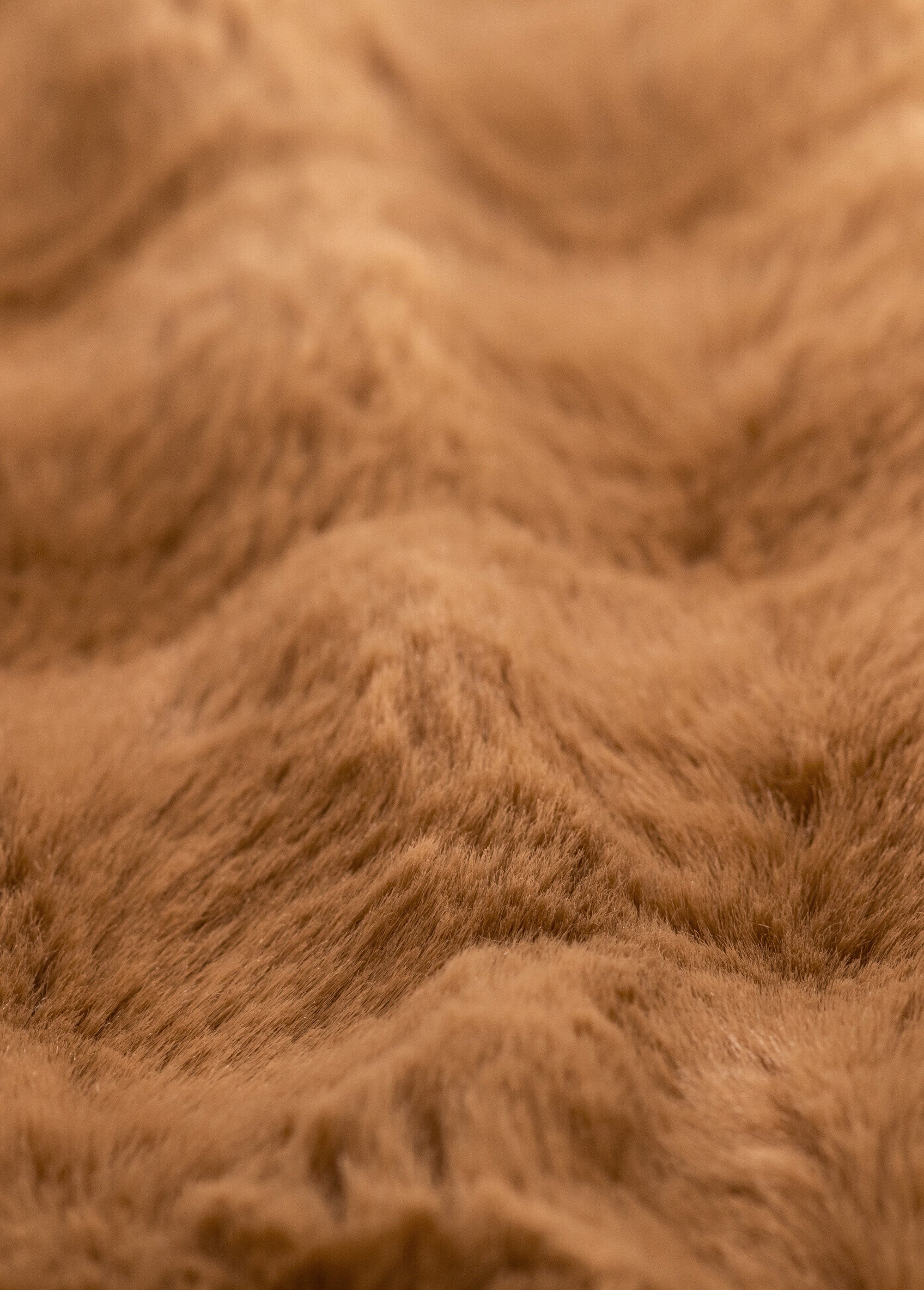 Plaid cotelé fausse fourrure 1,8m x 1,3m