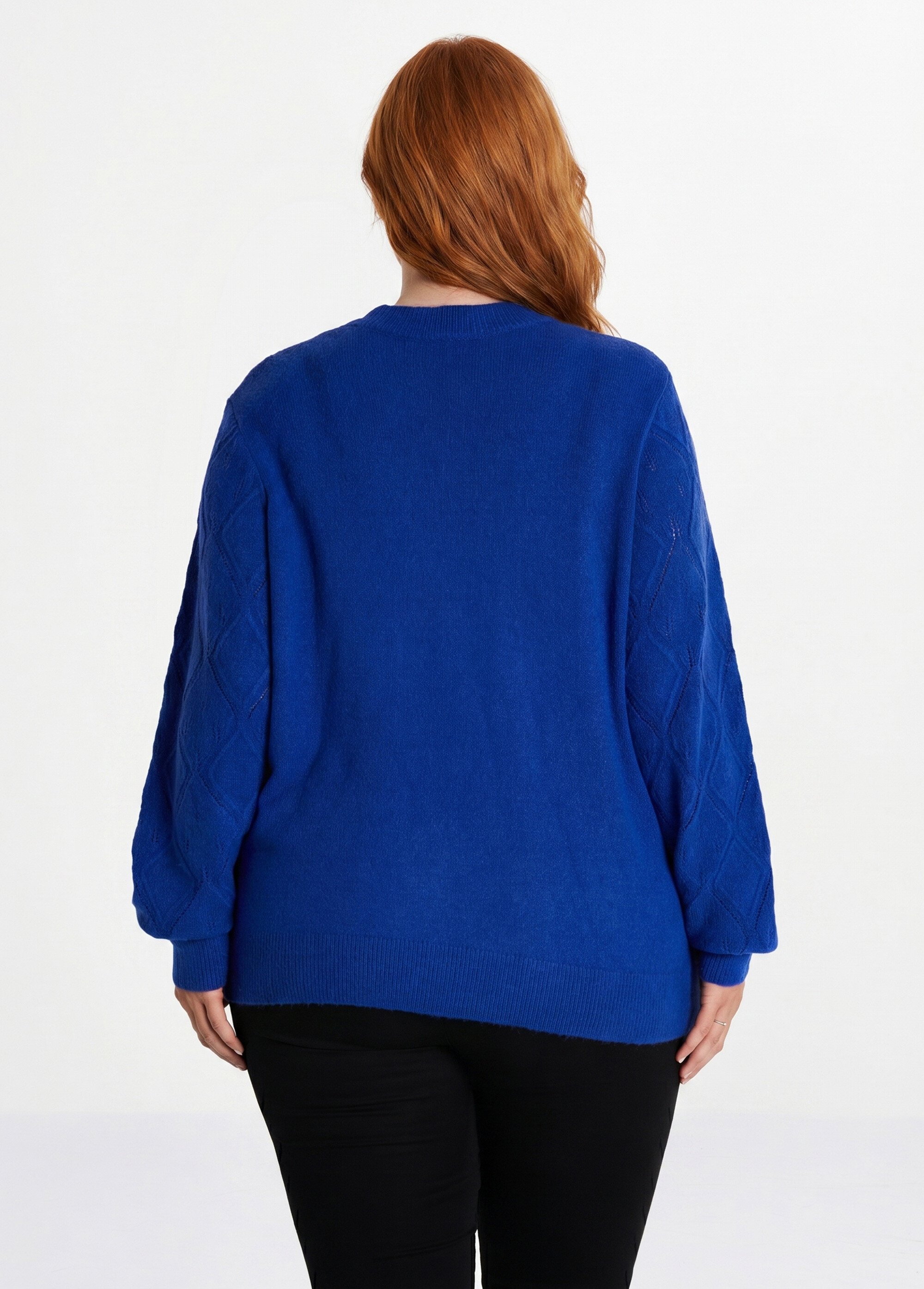 Pull doux ajouré perlé col montant
