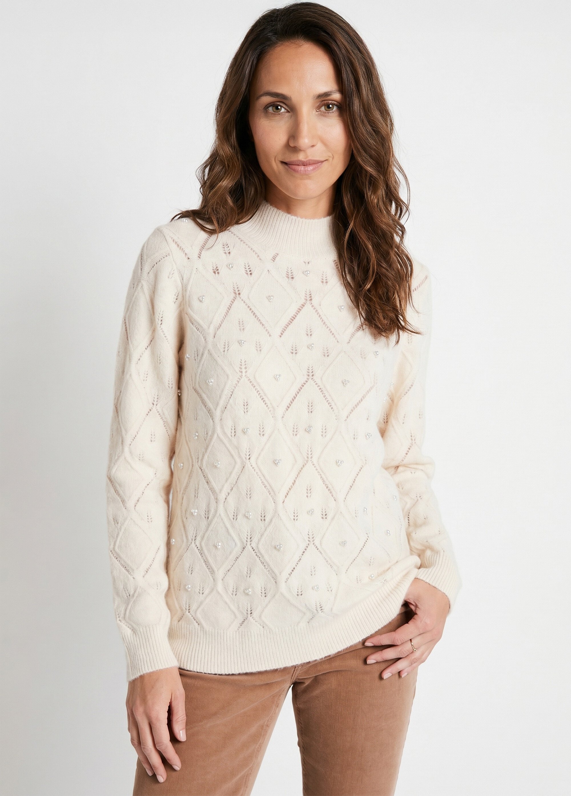 Pull doux ajouré perlé col montant