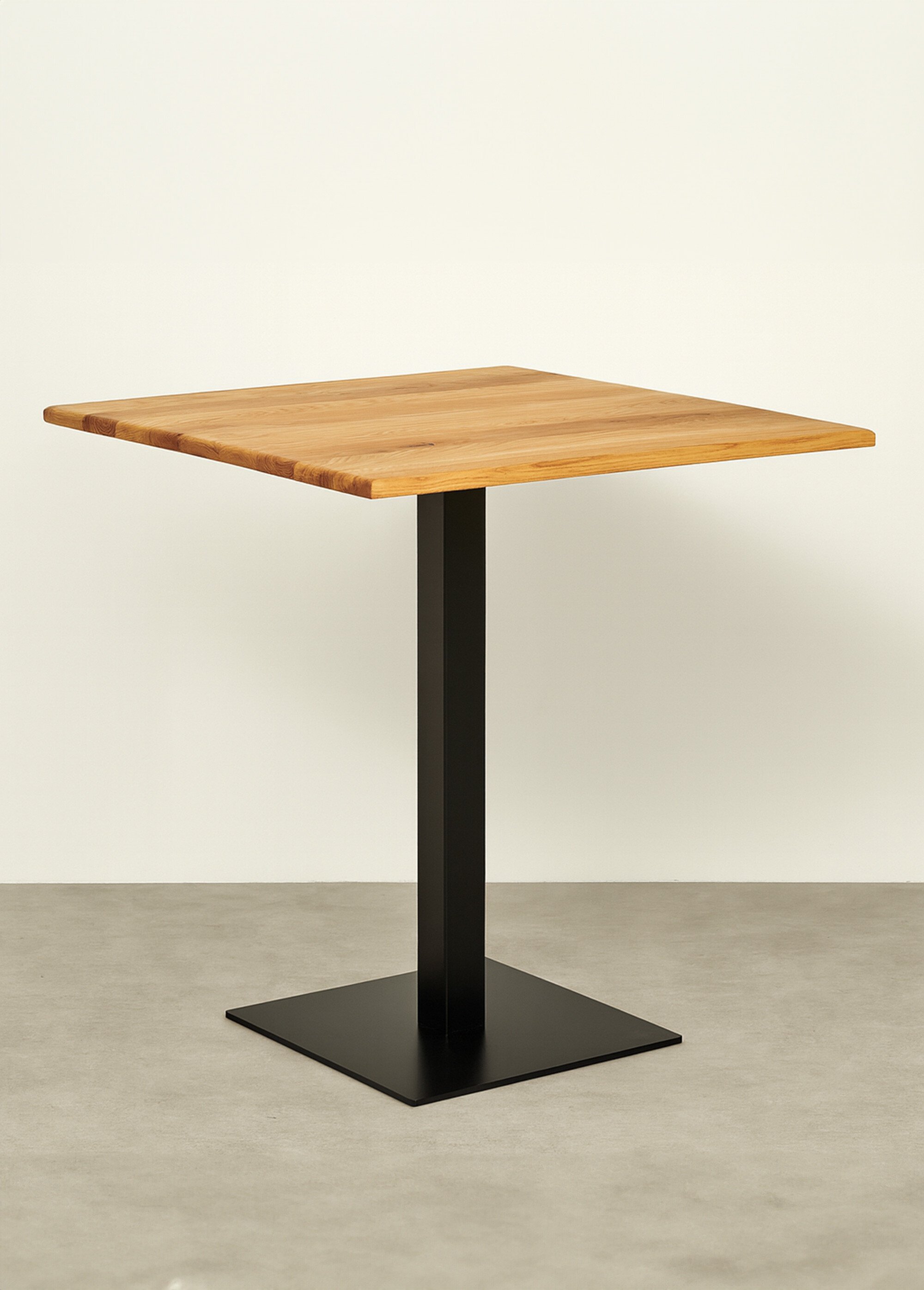 Table carrée en chêne, piètement métal 1N BEIGE HN-2250003 FA1