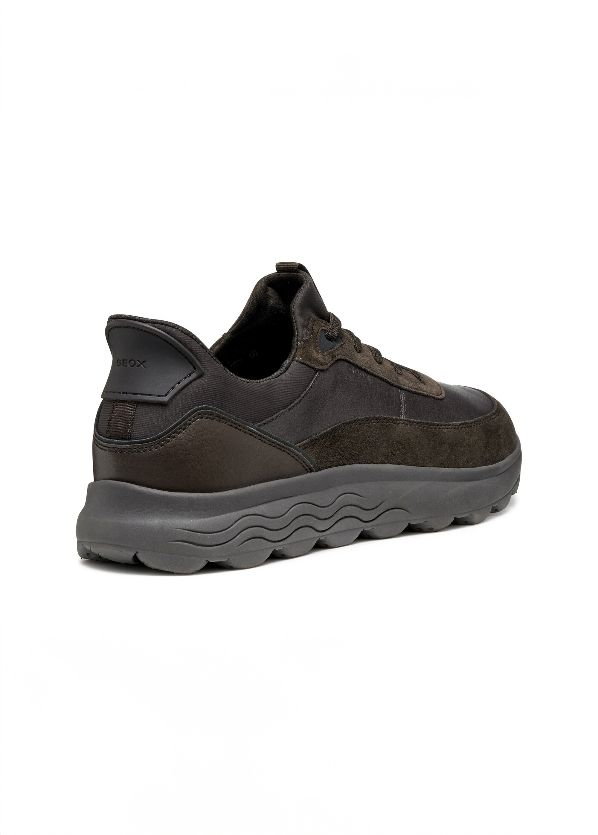 Baskets semelle épaisse monochrome Homme Marron GEO-U56MPA DO2