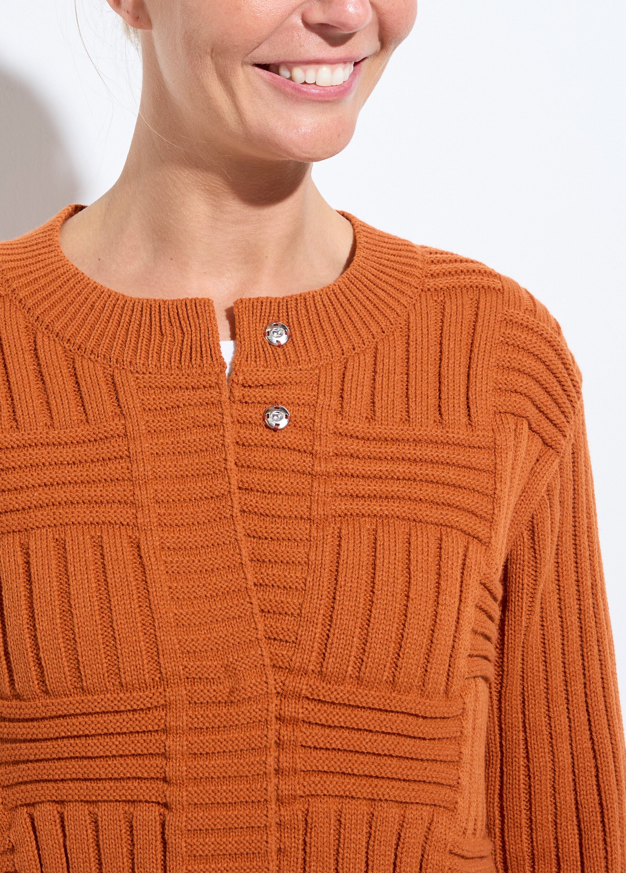 Gilet pressionné avec laine maille reliefée géométrique