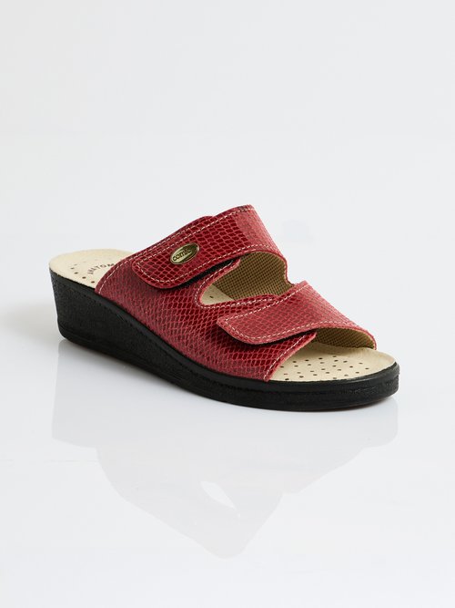 Mules scratchées grande largeur cuir Femme Rouge OBERLAN FA1