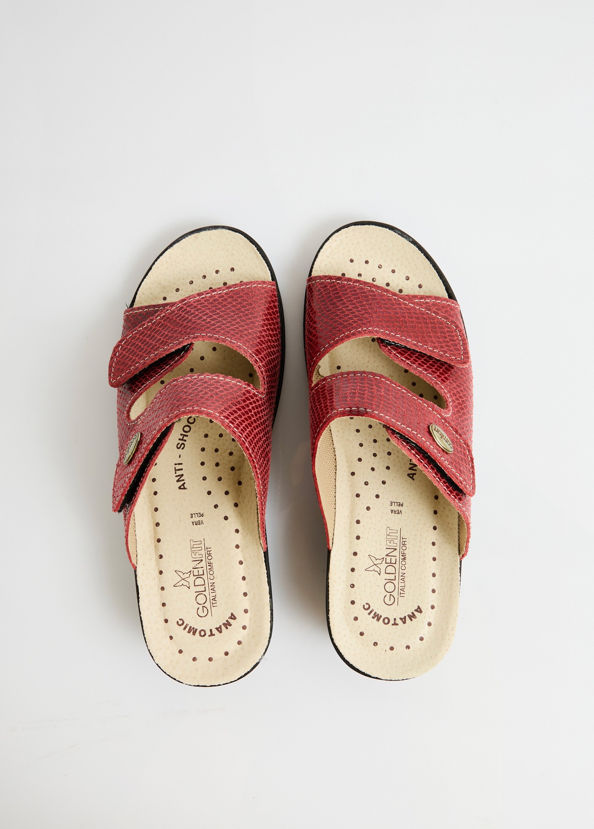 Mules scratchées grande largeur cuir Femme Rouge OBERLAN OV1